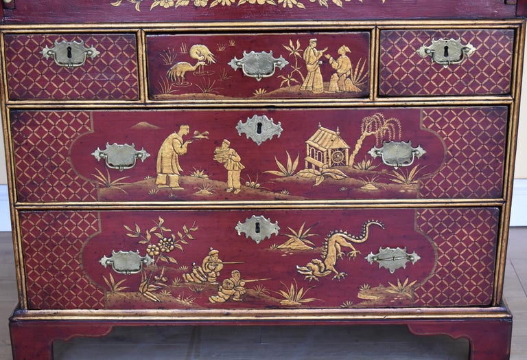 Lacquered 18th Century George III Chinoiserie Bureau For Sale