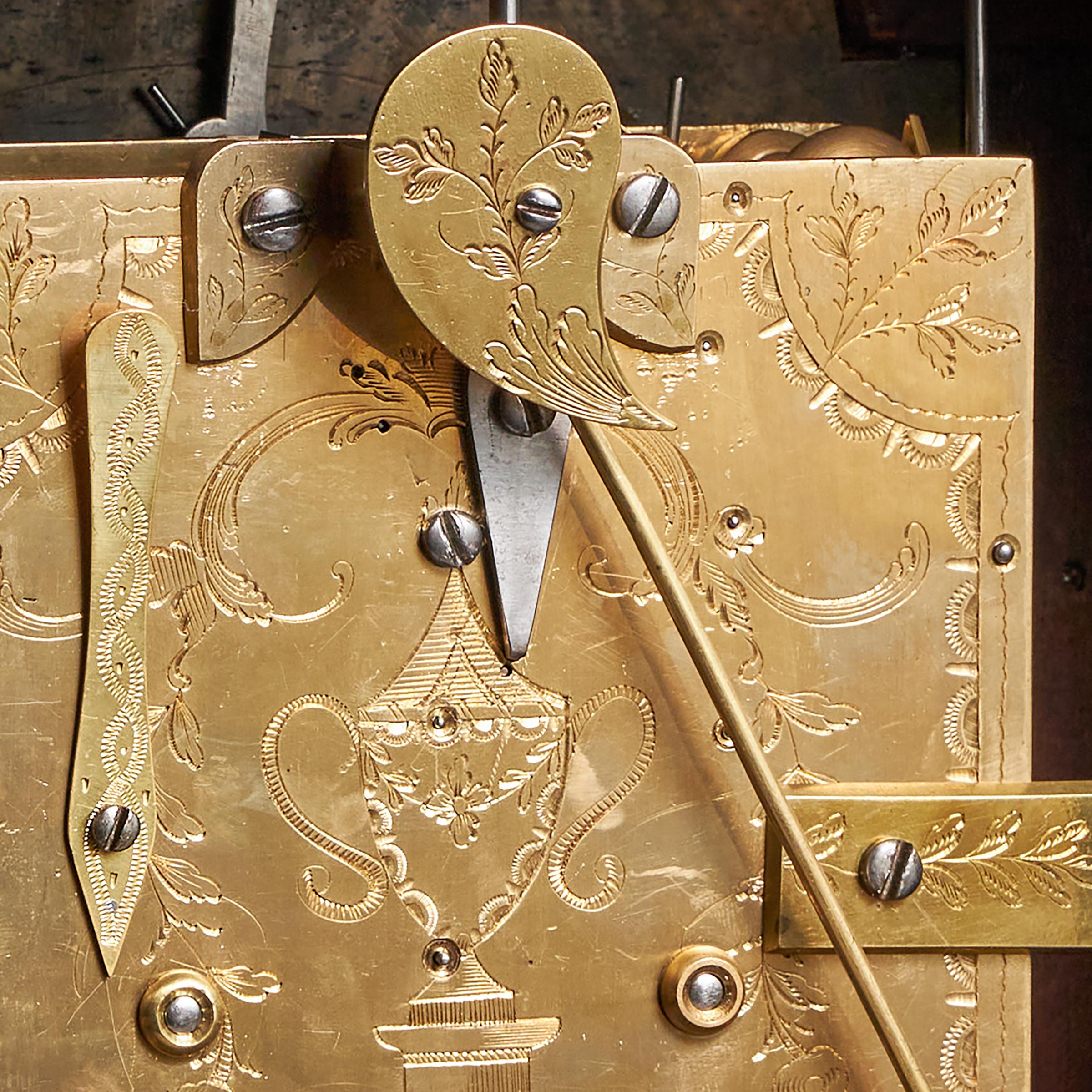 18th Century George III Figured Mahogany Three Pad Stricking Bracket Clock For Sale 1