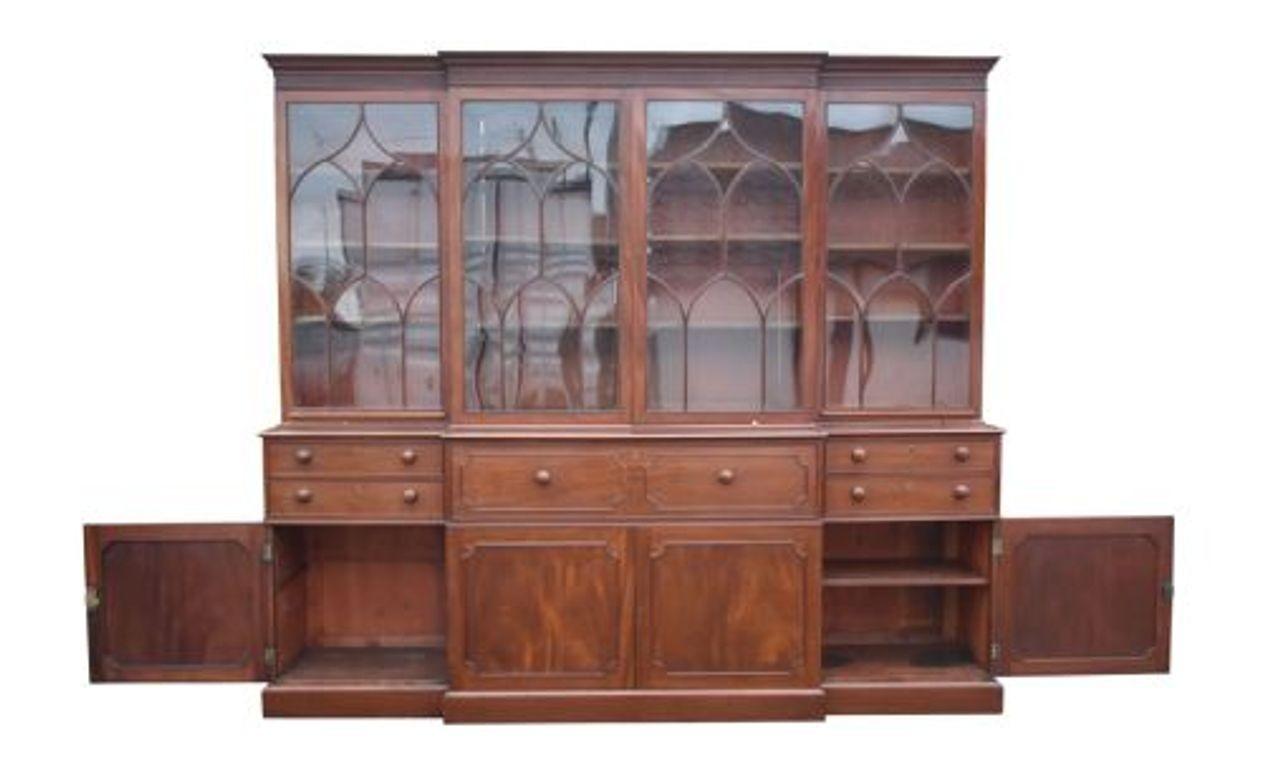 Libreria a due ante in mogano di Giorgio III del XVIII secolo in vendita 8