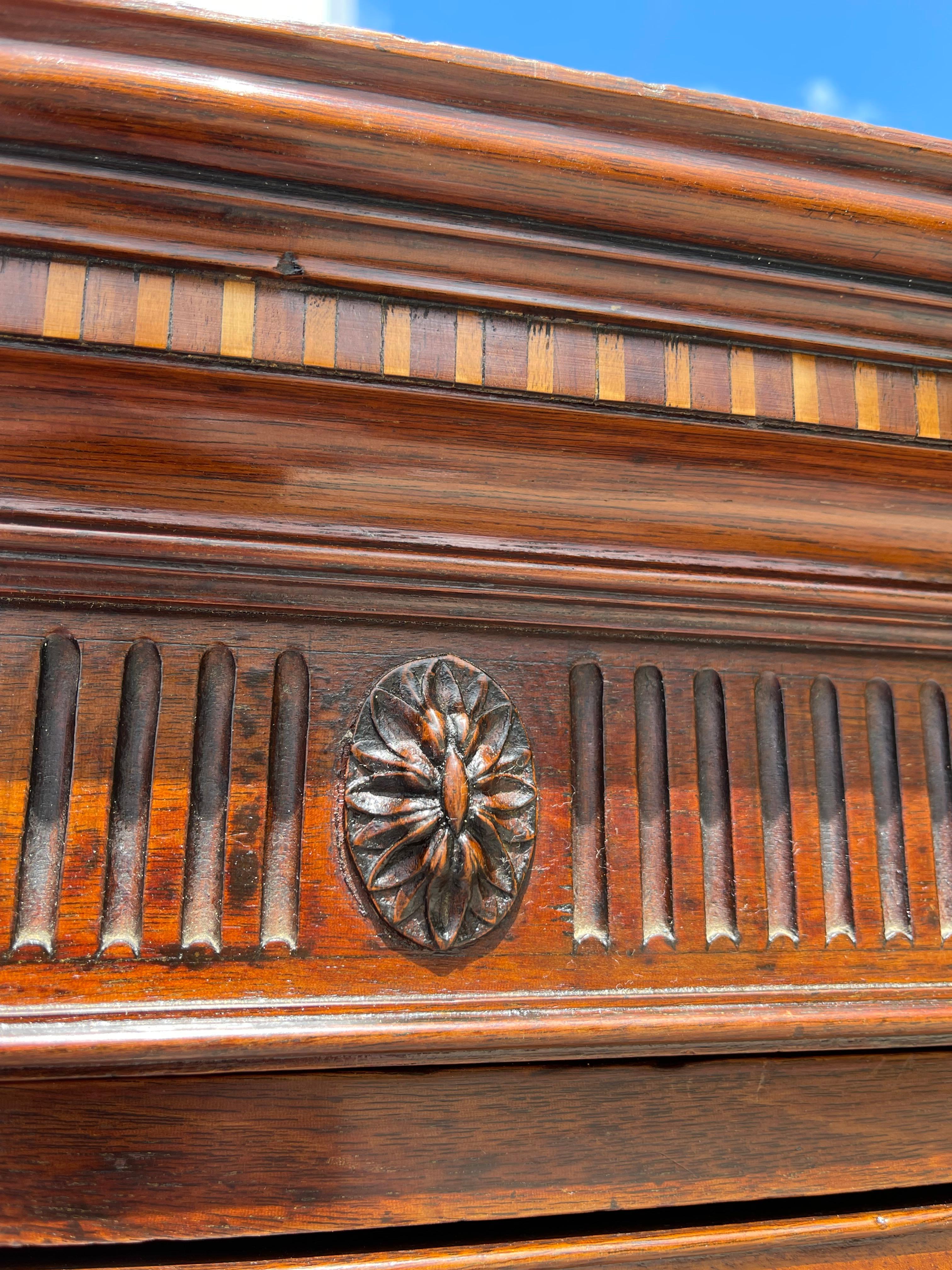 18th Century George III Mahogany Chest on Chest For Sale 3