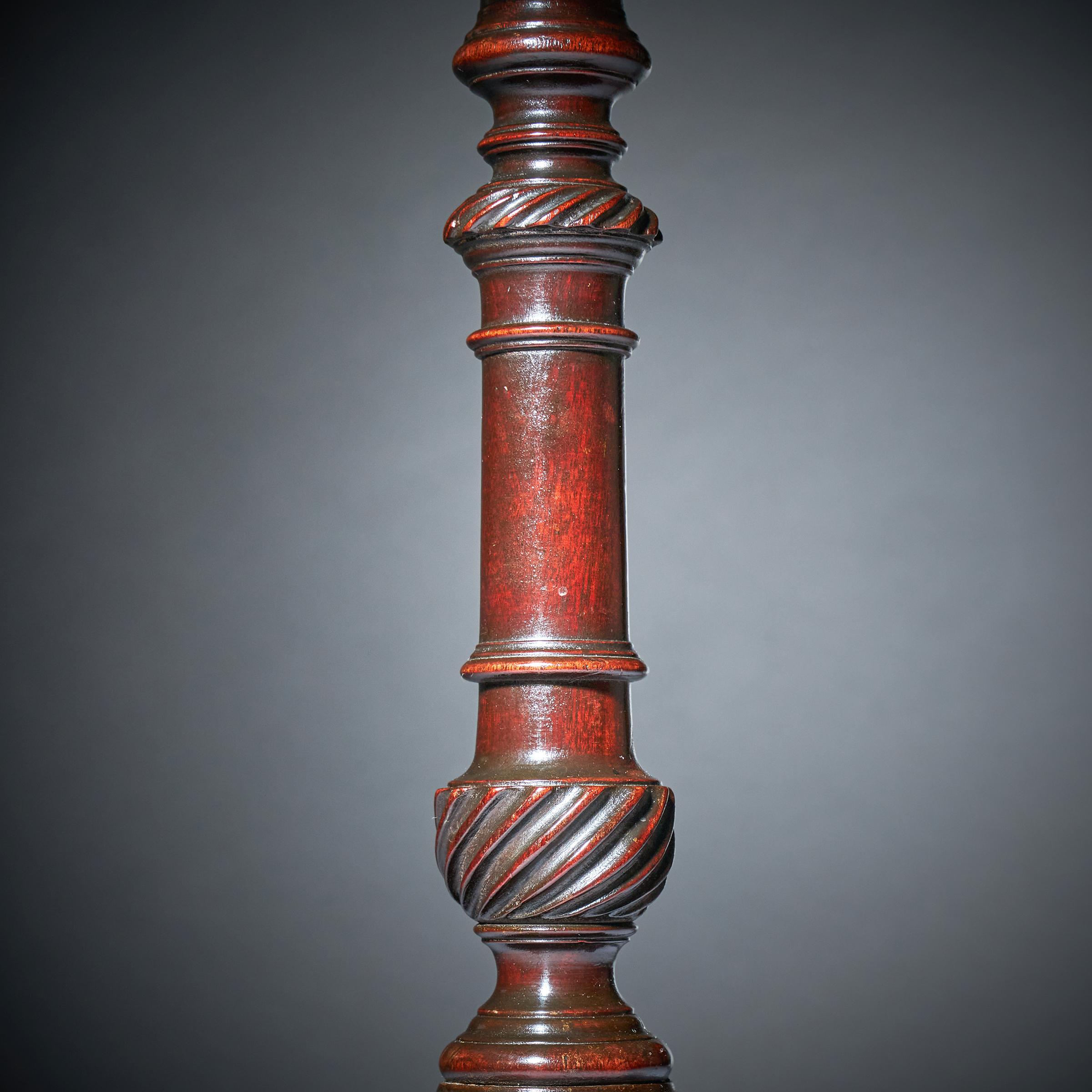 18th Century George III Mahogany Chippendale Period Kettle Stand / Wine Table For Sale 5