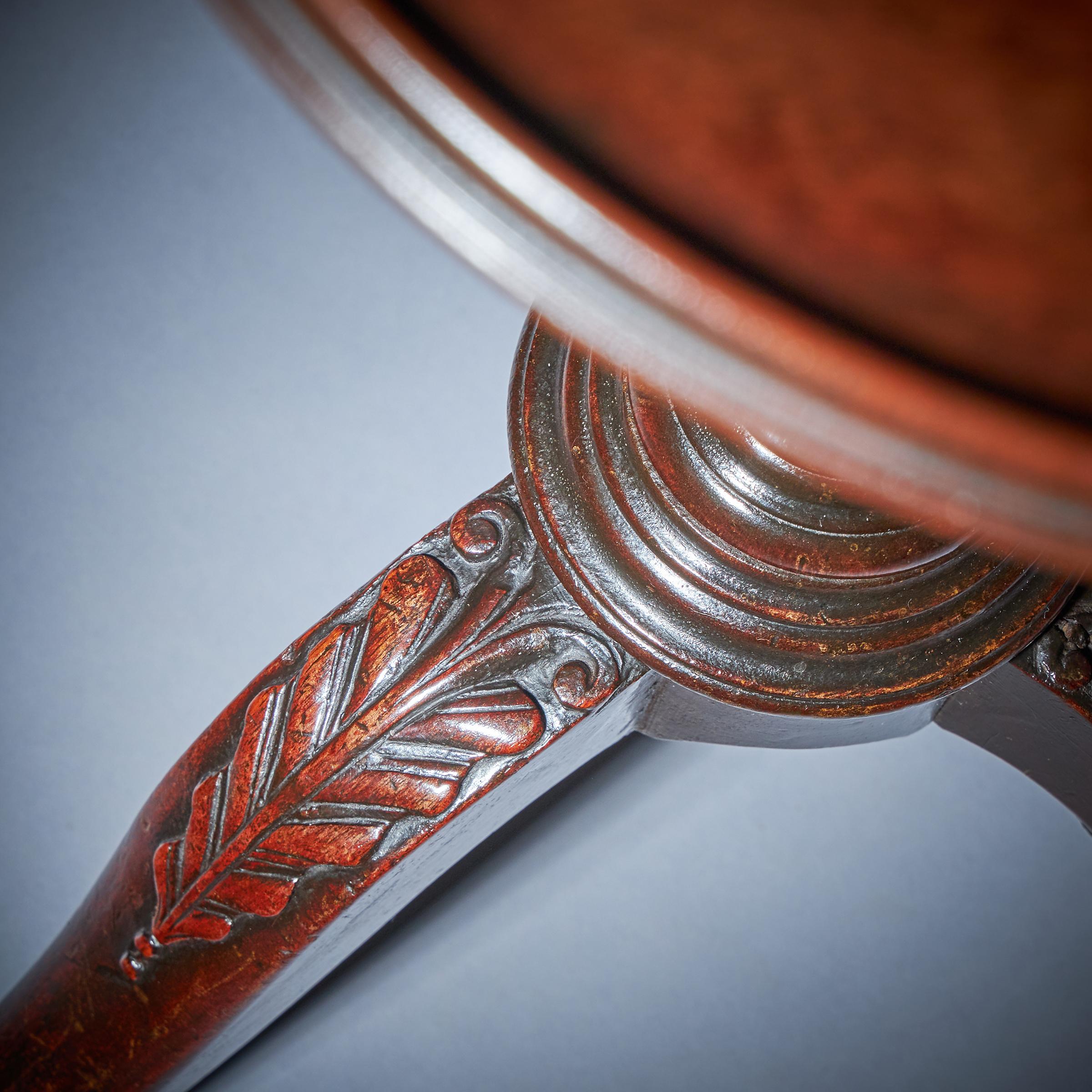 18th Century George III Mahogany Chippendale Period Kettle Stand / Wine Table For Sale 7