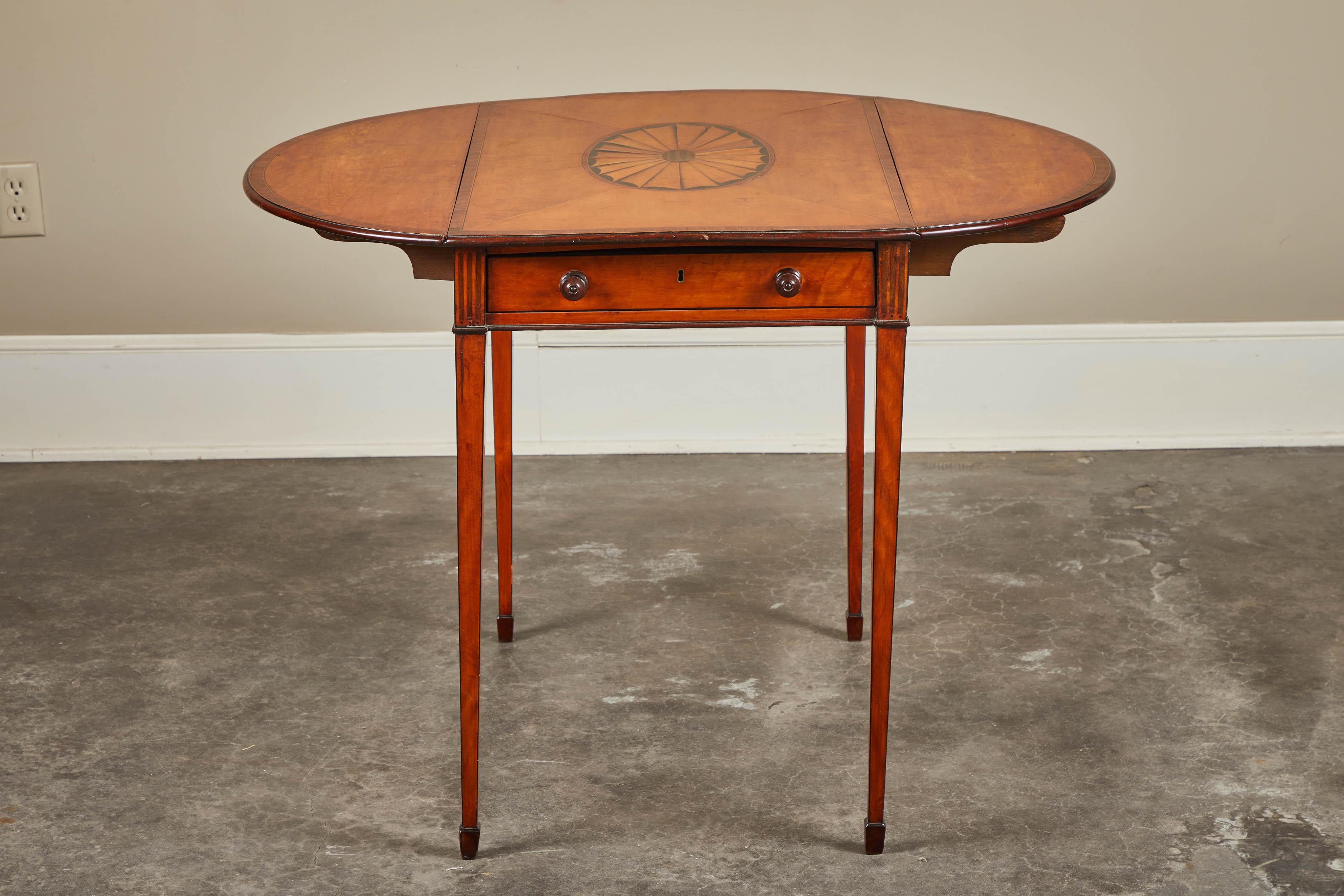 18th Century George III Mahogany Pembroke Table with Inlaid Fan 5