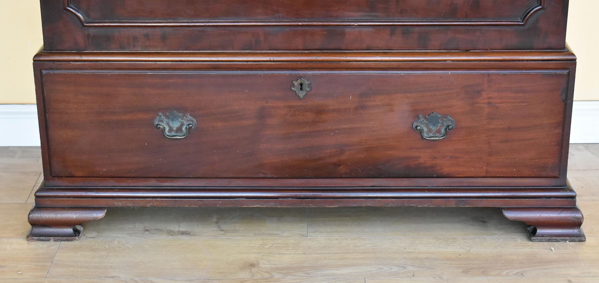18th Century George III Mahogany Silver Chest by T Wilson, London In Good Condition For Sale In Chelmsford, Essex