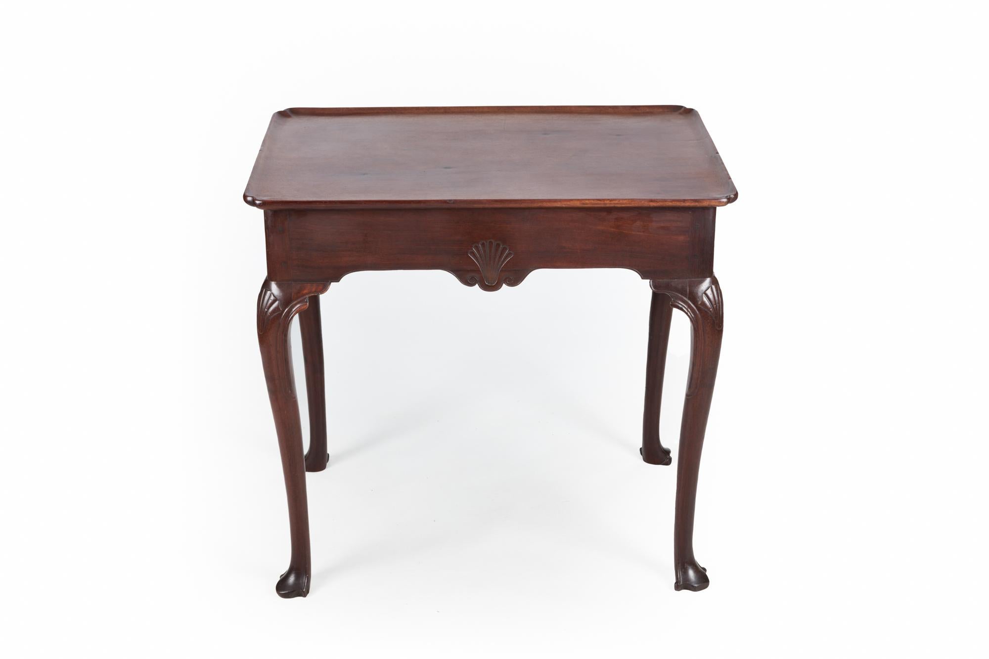 18th Century George III Mahogany Silver Table In Good Condition For Sale In Dublin 8, IE