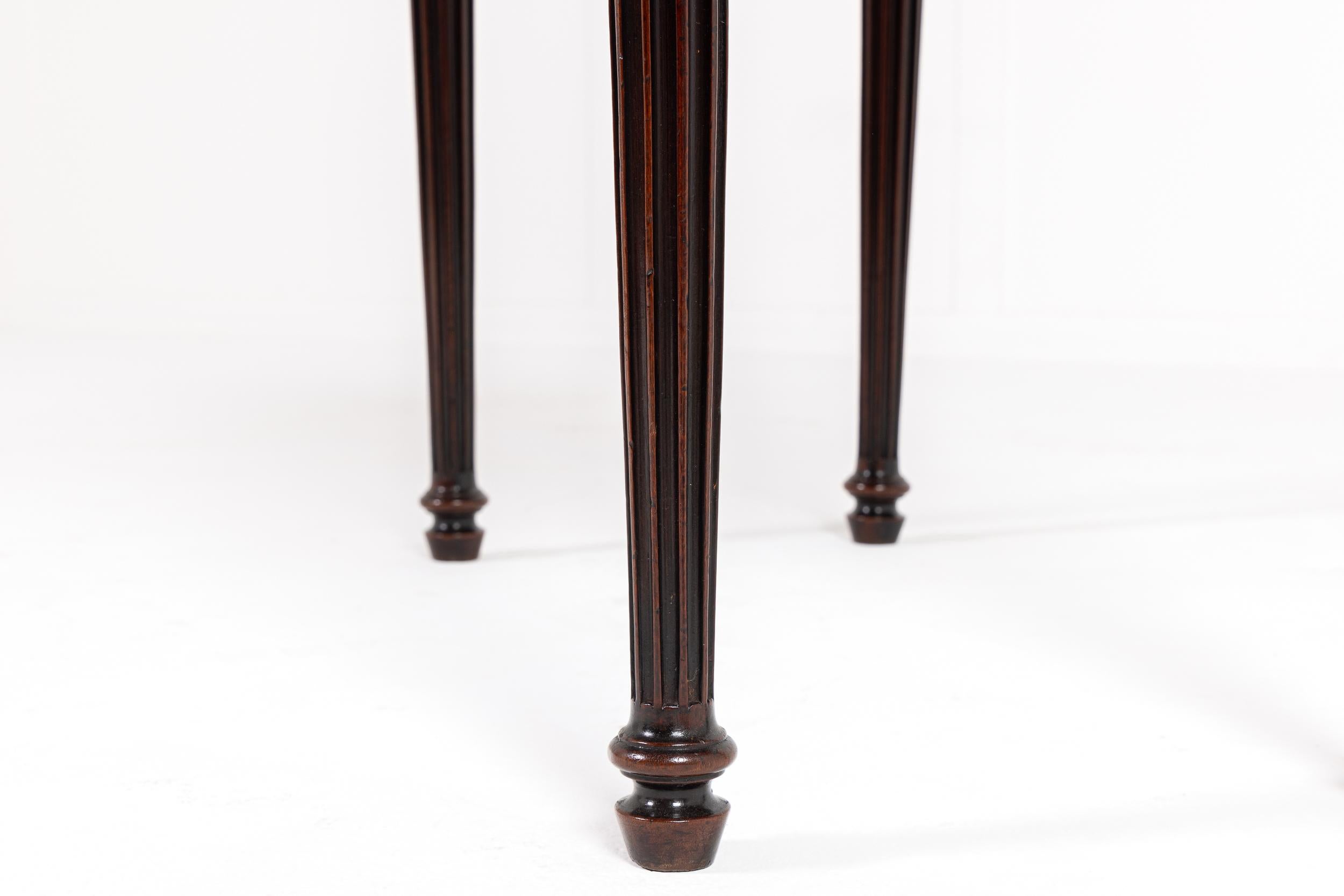 18th Century George III Mahogany Tea Table For Sale 2