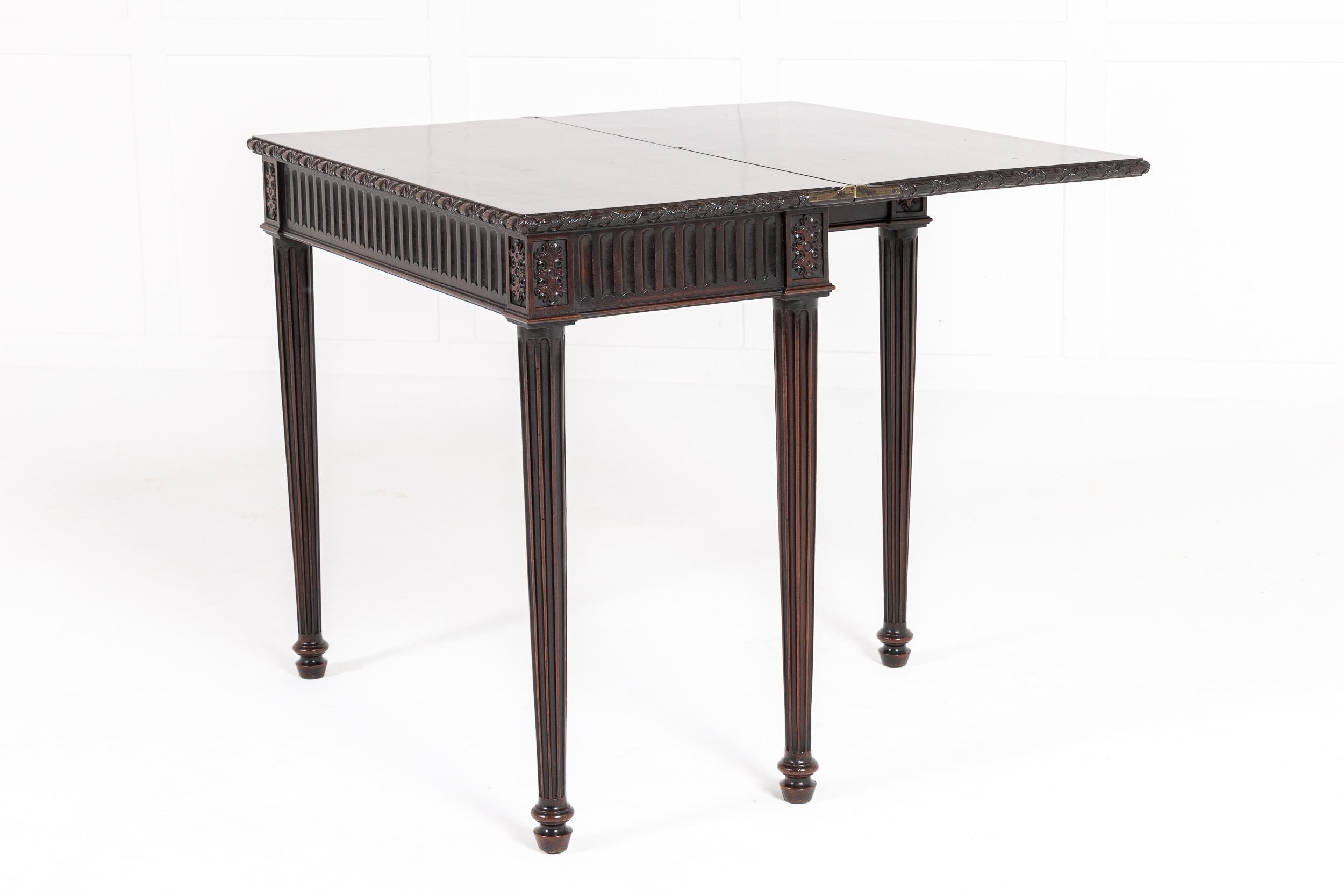 18th Century George III Mahogany Tea Table For Sale 4