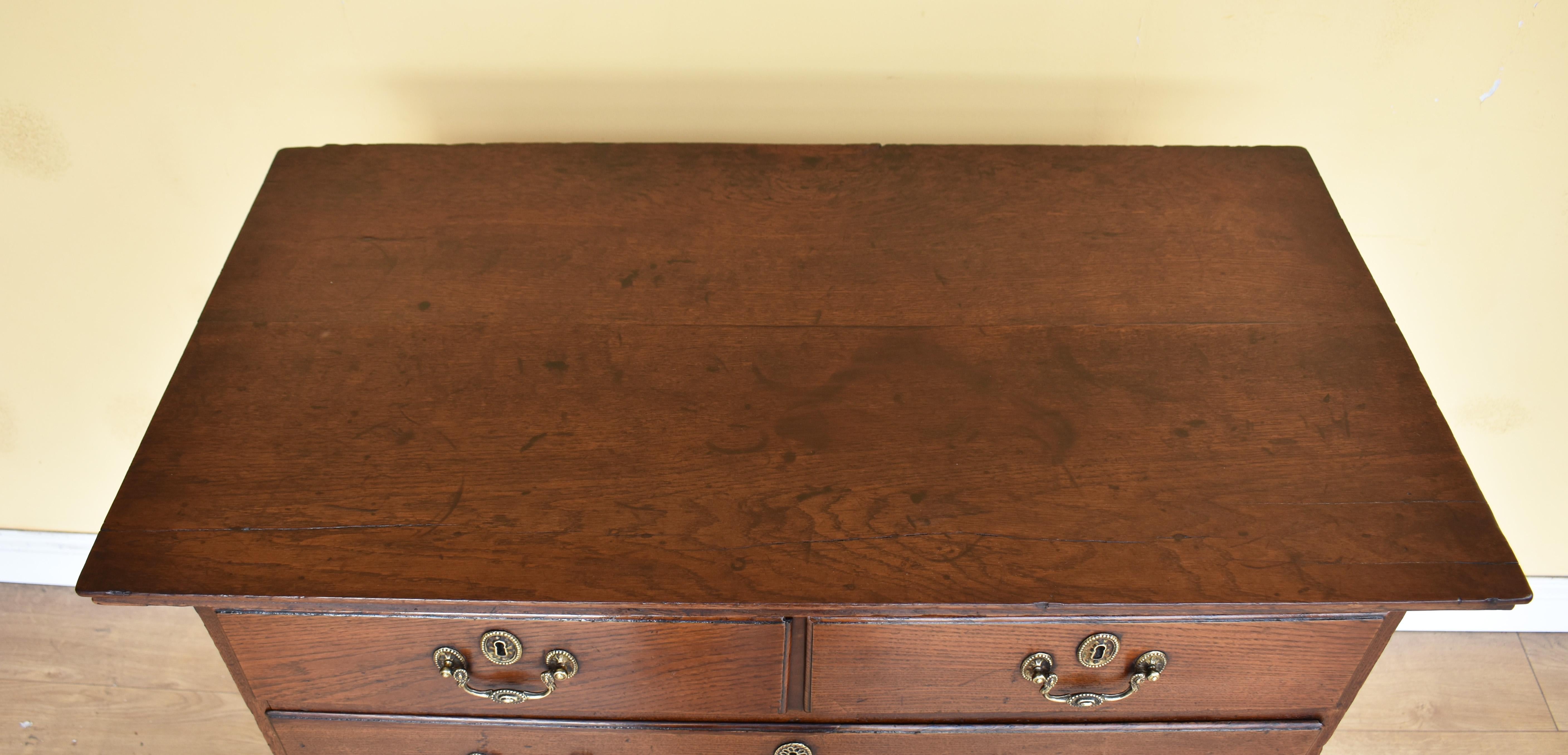 Inglese Cassettiera in Oak del XVIII secolo di Giorgio III in vendita