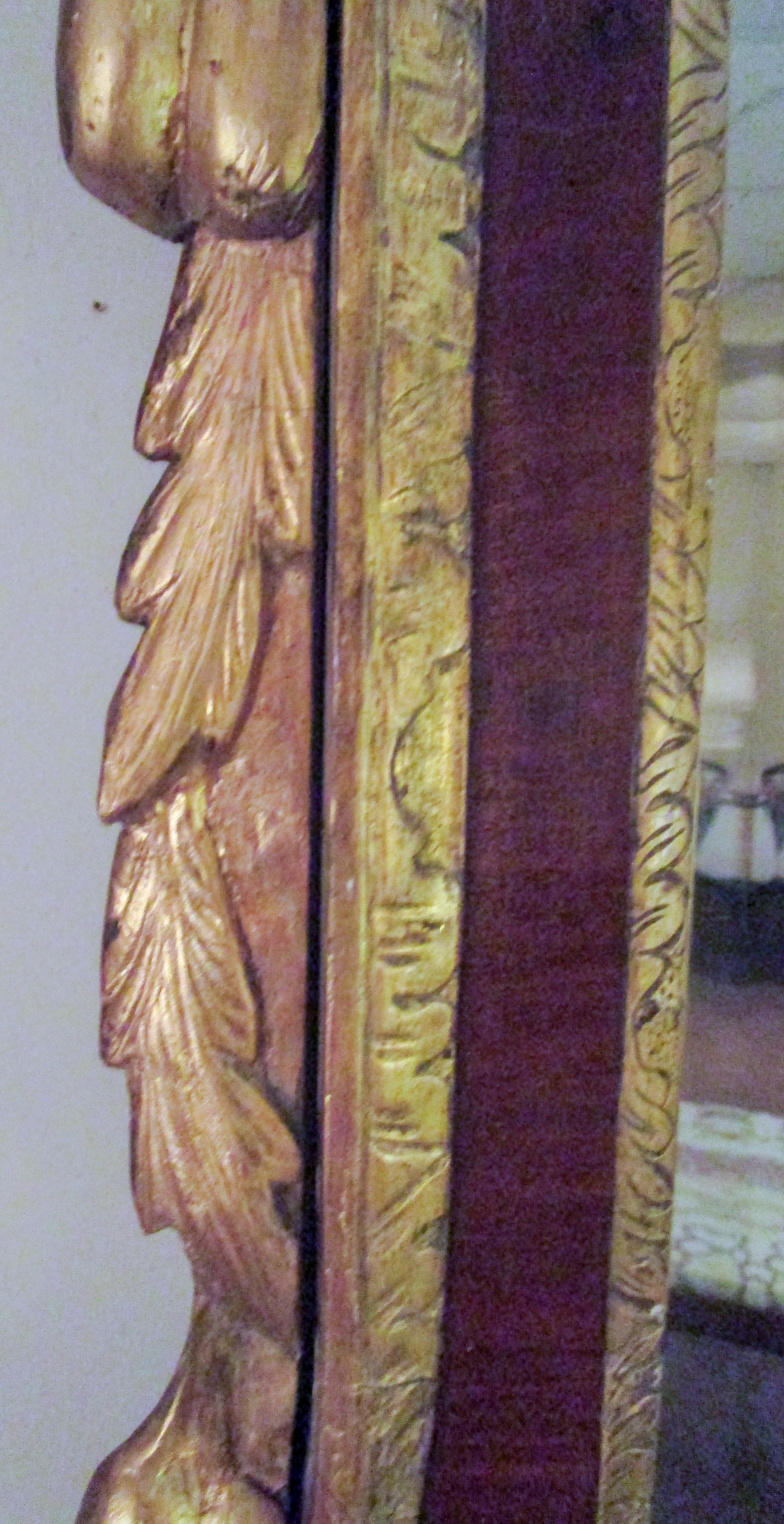 18th Century George III Parcel-Gilt Mahogany Mirror For Sale 8