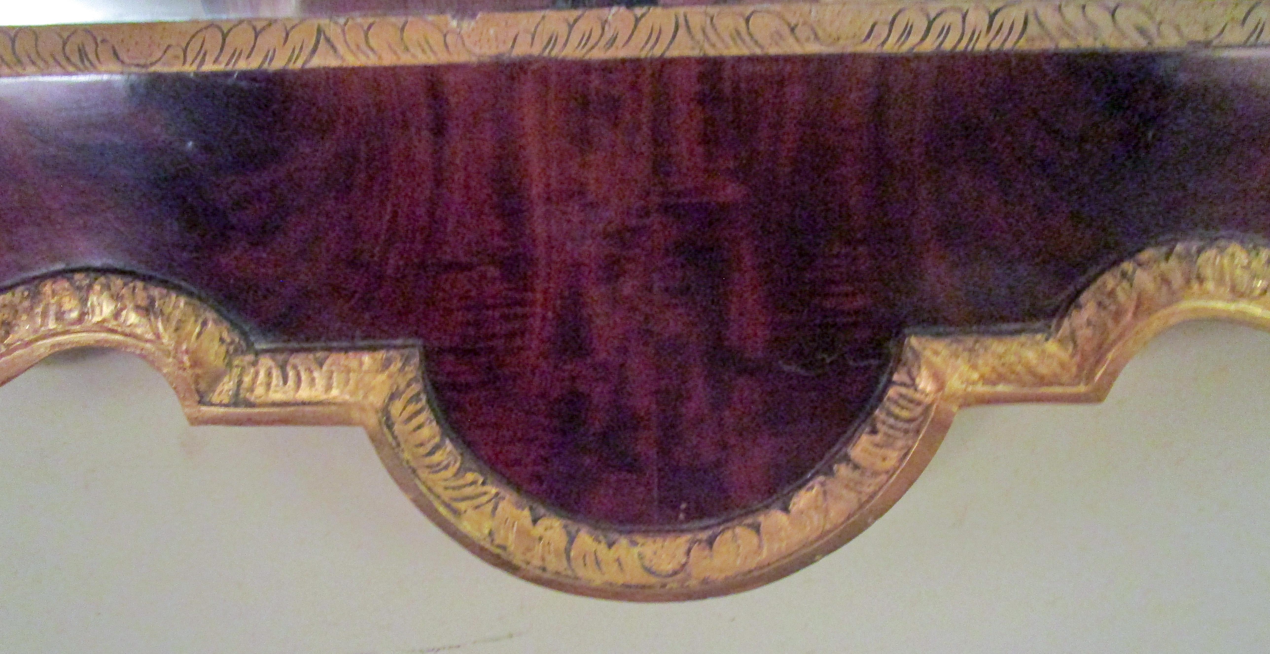 18th Century George III Parcel-Gilt Mahogany Mirror In Good Condition For Sale In Savannah, GA