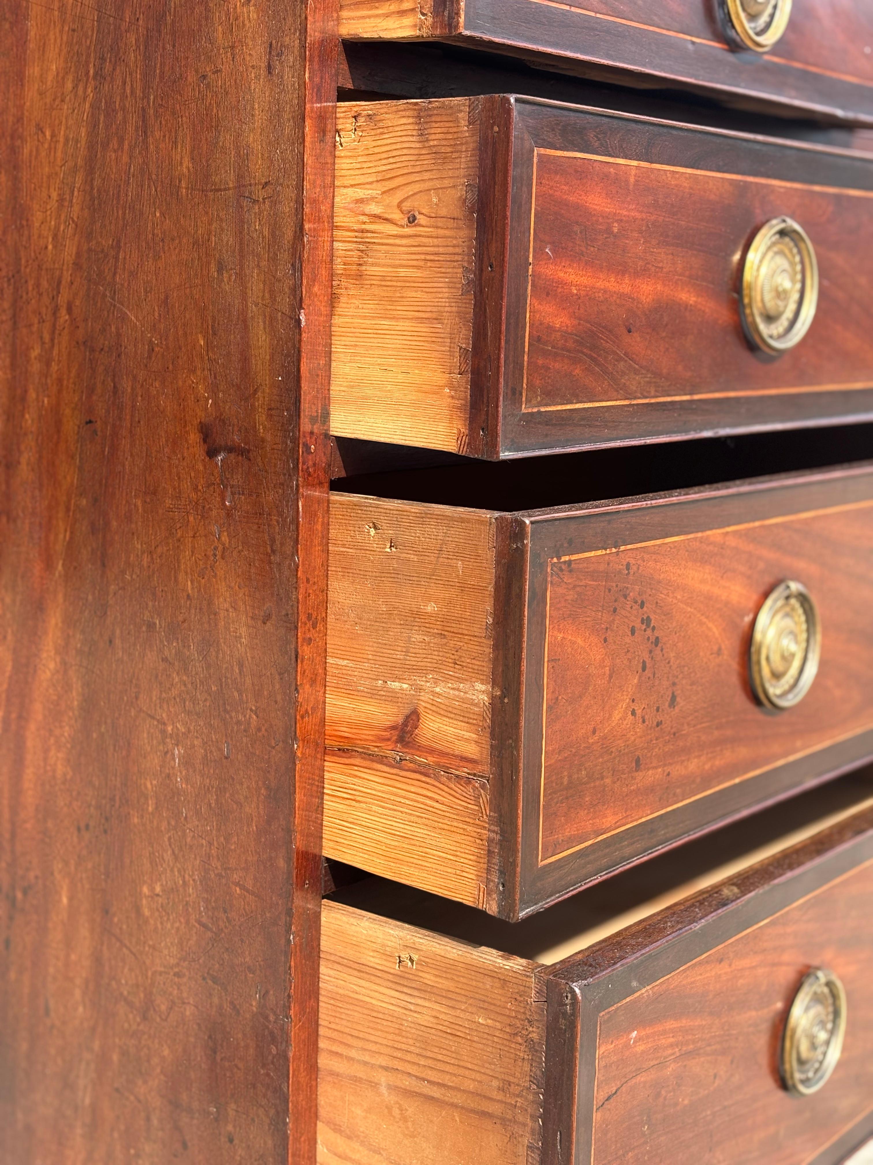 Legno Cassettiera a fasce incrociate del XVIII secolo, periodo Giorgio III in vendita