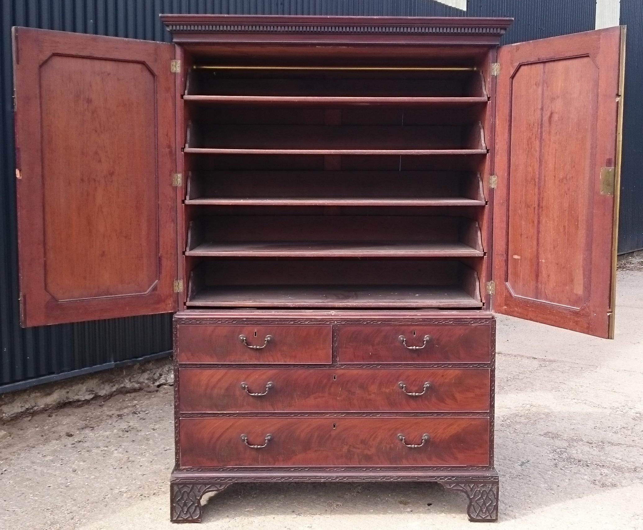 18th Century George III Period Mahogany Antique Linen Press For Sale 2