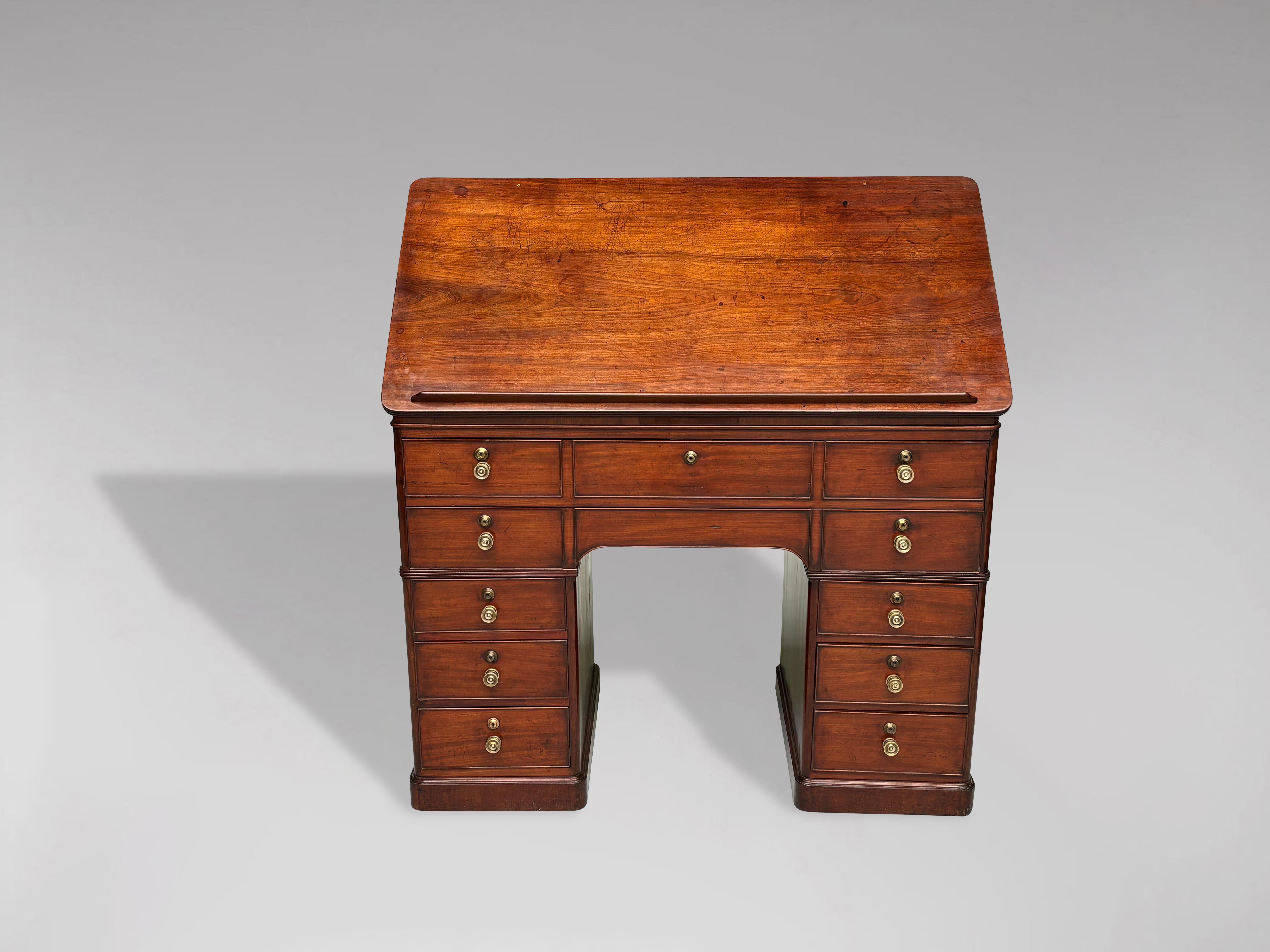 18th Century George III Period Mahogany Architect's Desk For Sale 7