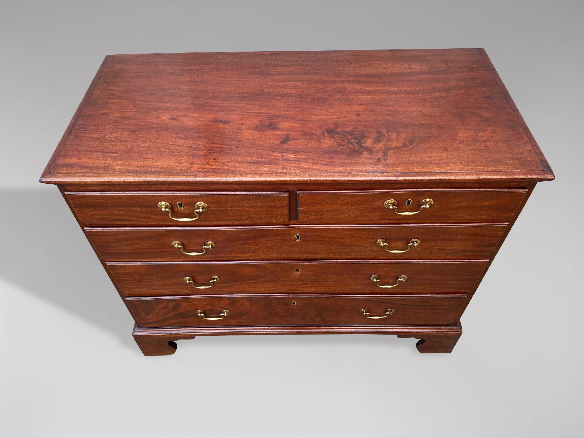 Polished 18th Century George III Period Mahogany Chest of Drawers For Sale