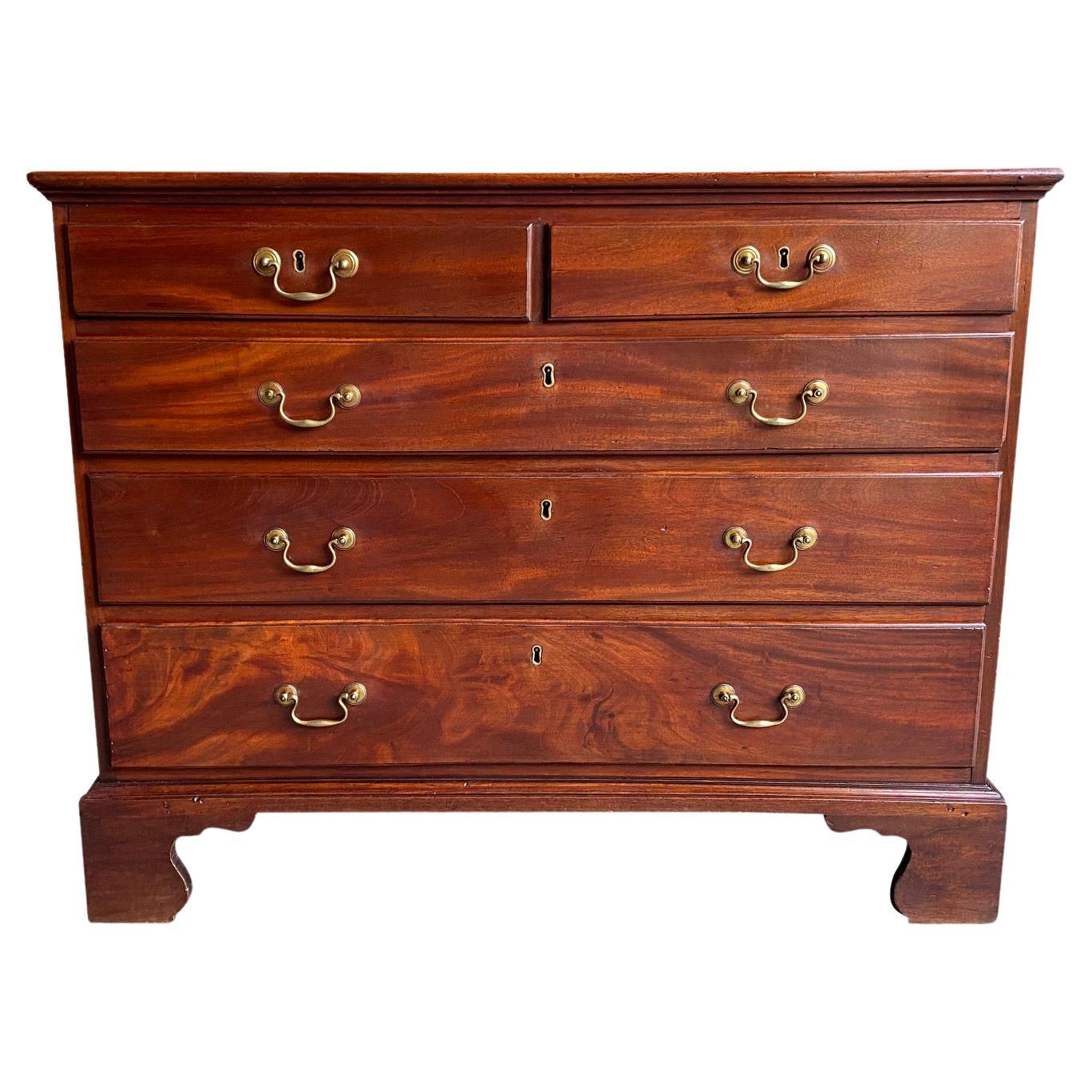 18th Century George III Period Mahogany Chest of Drawers For Sale