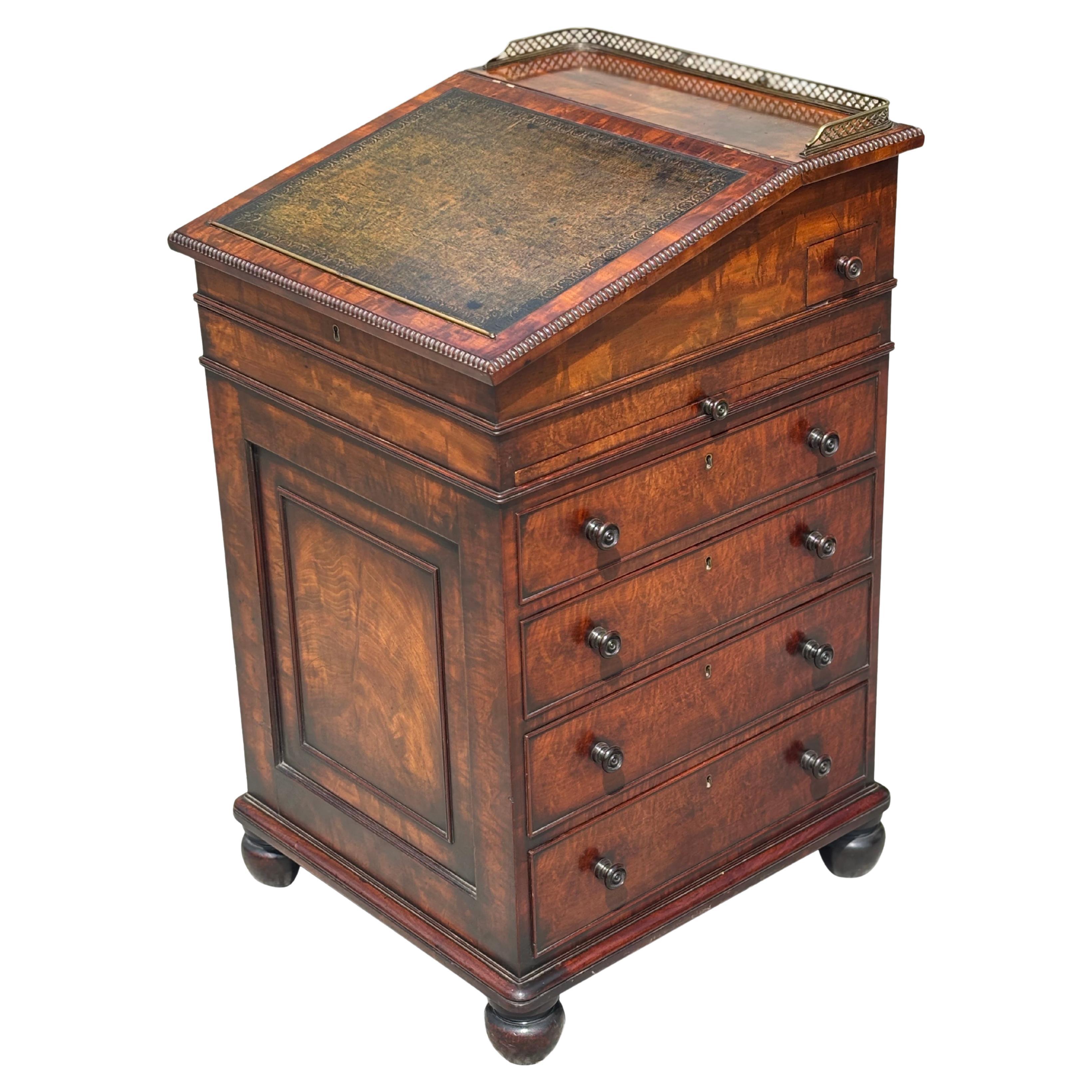 Davenport de caoba del periodo Jorge III del siglo XVIII por Gillows de Lancaster en venta