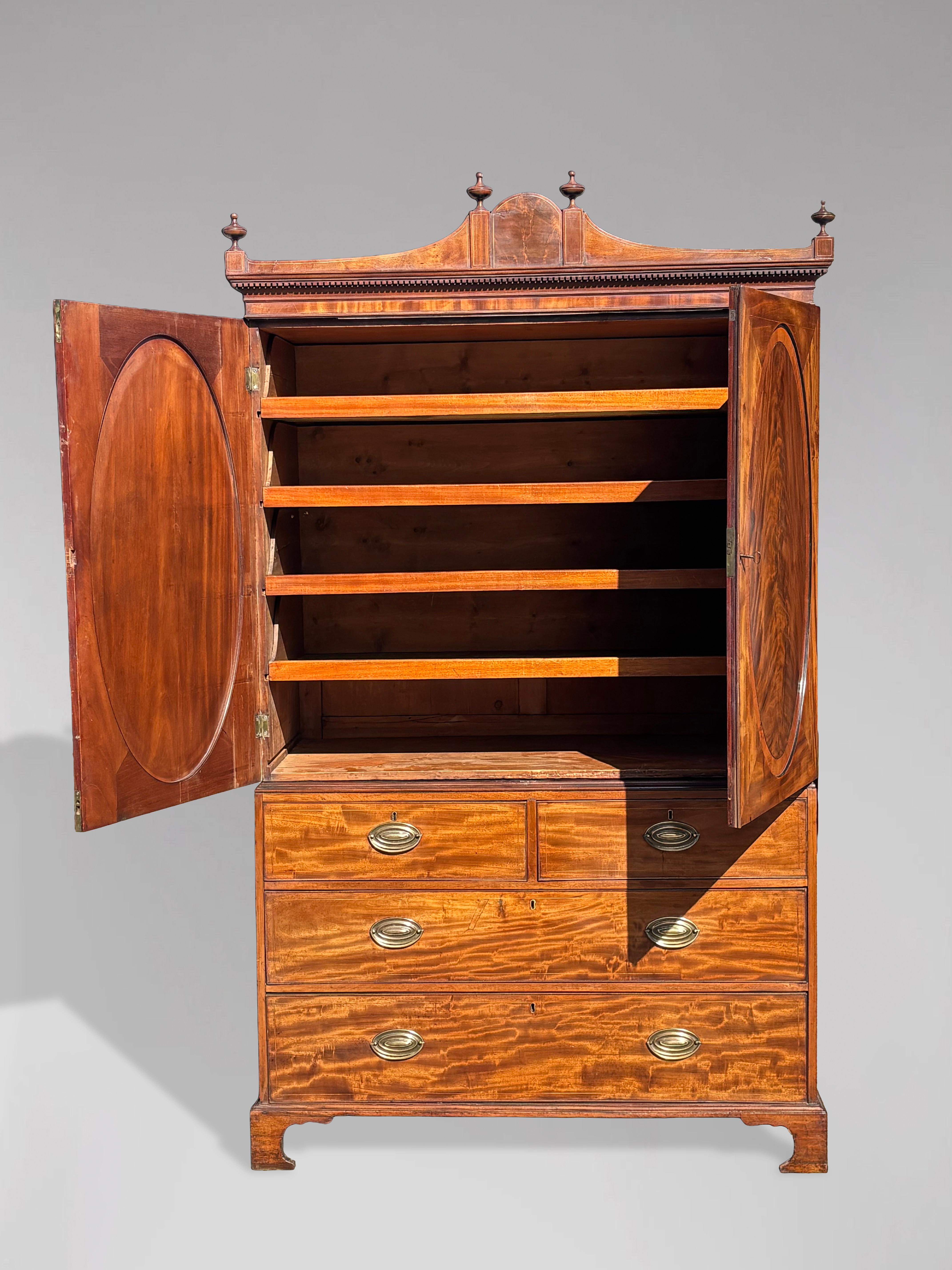 18th Century and Earlier 18th Century George III Period Mahogany & Inlay Linen press For Sale