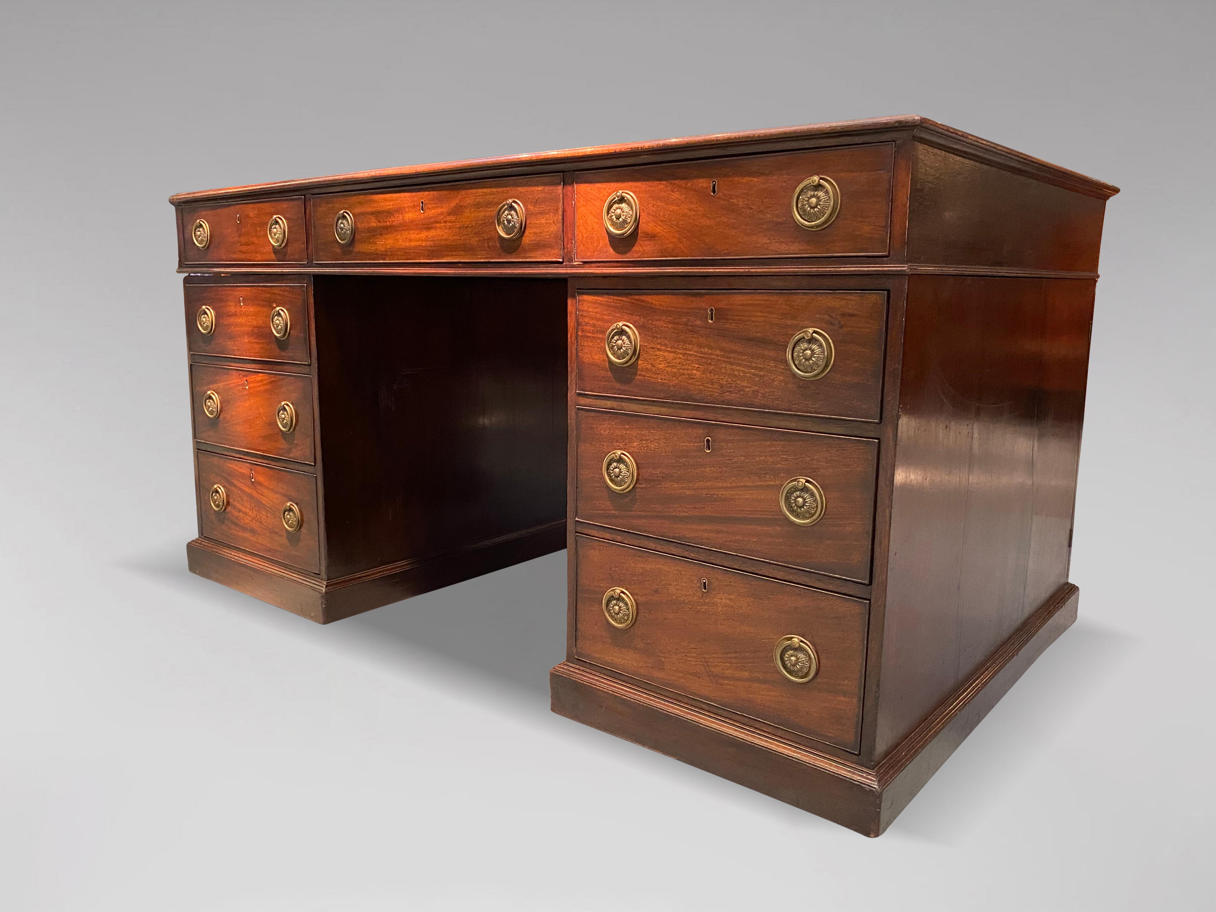 British 18th Century George III Period Mahogany Partners Desk For Sale