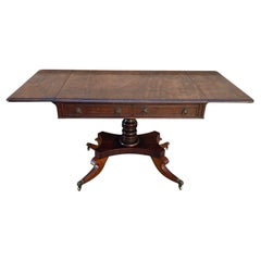 Table de canapé en acajou d'époque George III du 18ème siècle