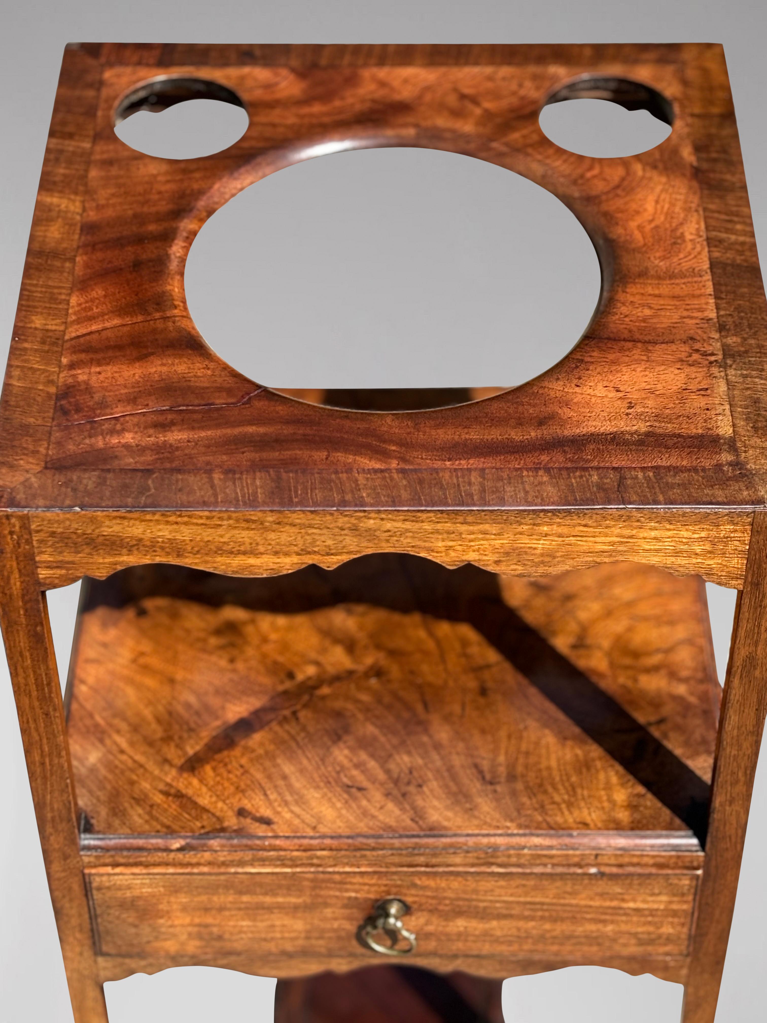 18th Century George III Period Wash Stand For Sale 1