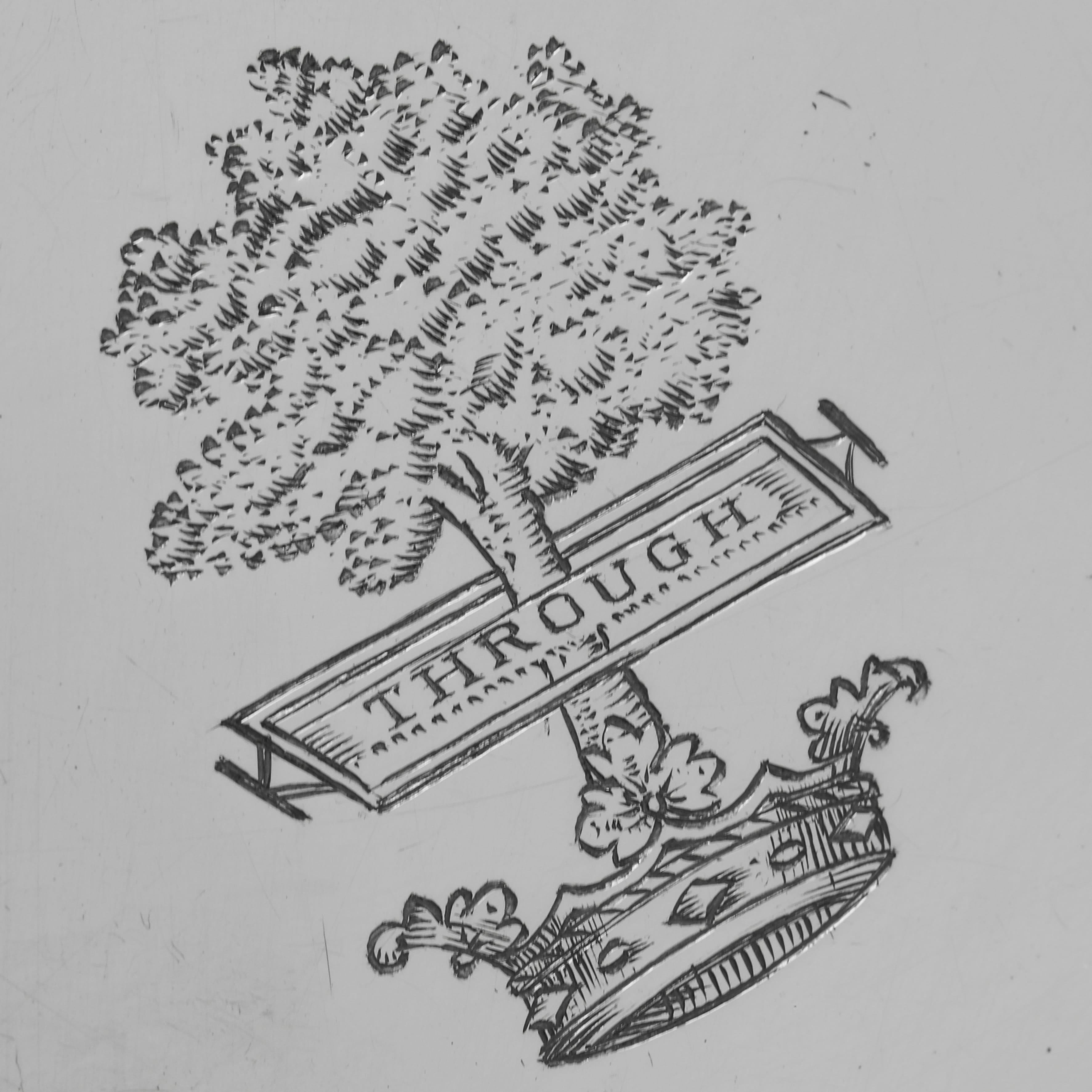 Plat à entretoises en argent sterling d'époque George III du 18ème siècle, Londres 1779 Bon état - En vente à London, London