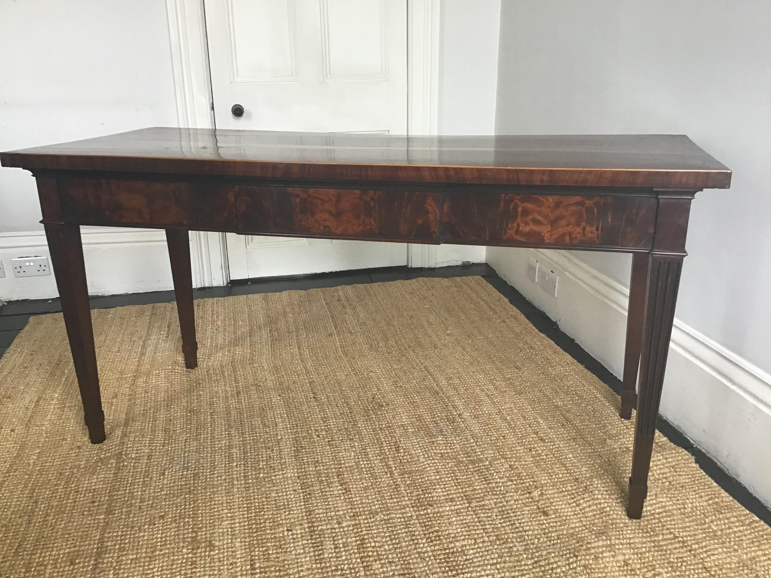 Boxwood 18th Century George III Scottish Flame Mahogany Serving Table Sideboard For Sale