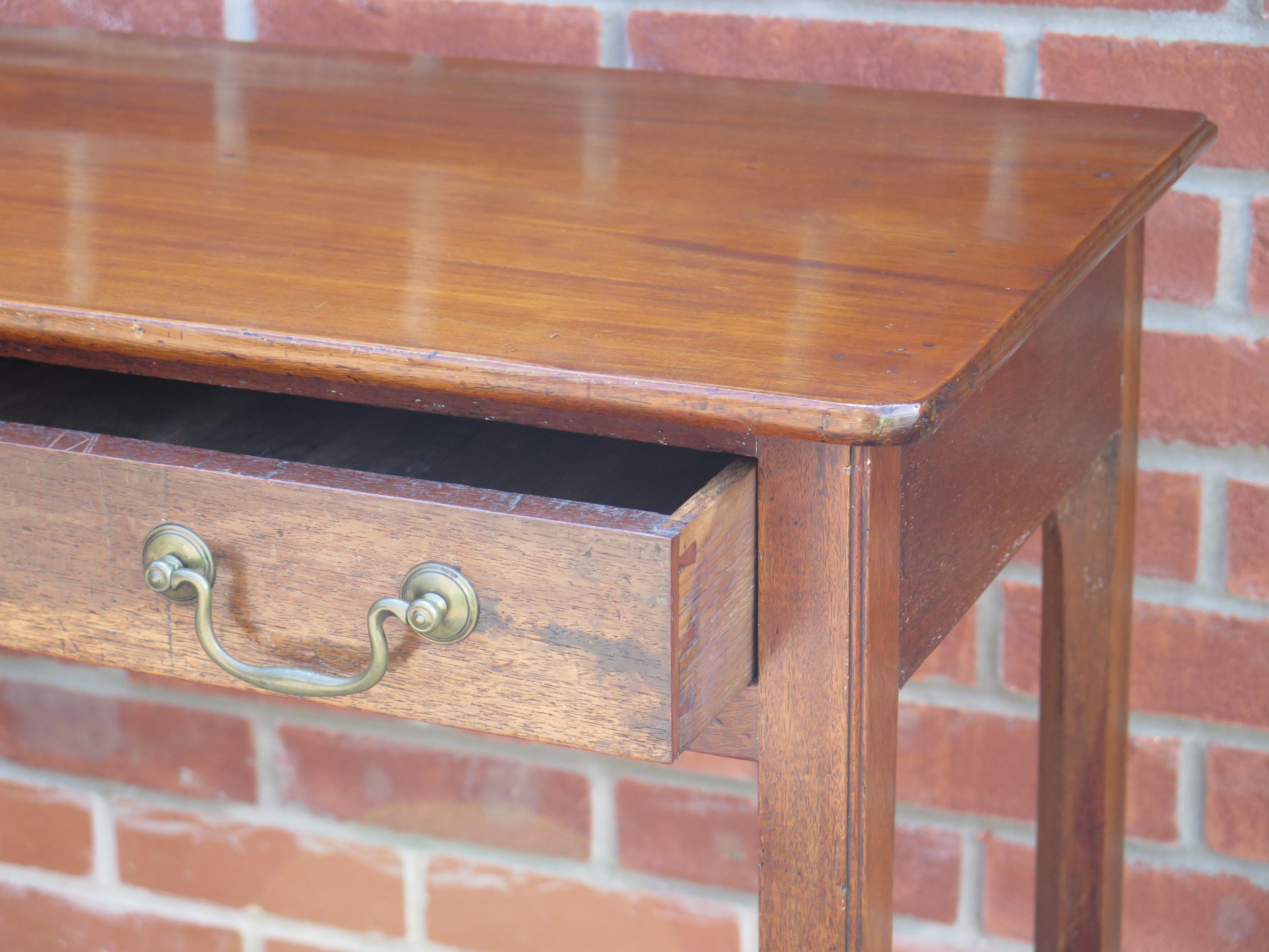18th Century George III Solid Fruitwood Side Table Single Drawer, circa 1760 For Sale 7