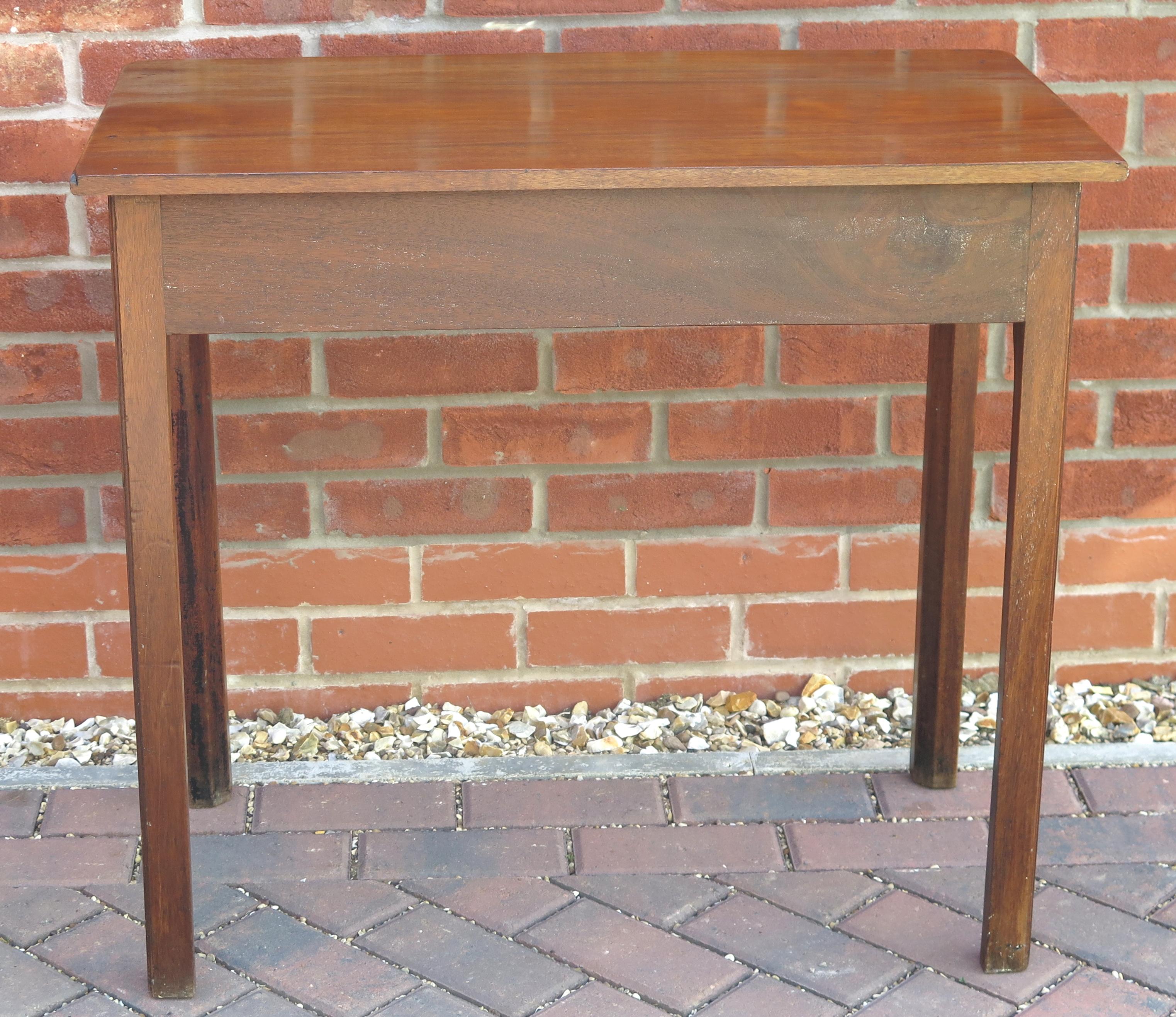 18th Century George III Solid Fruitwood Side Table Single Drawer, circa 1760 For Sale 10