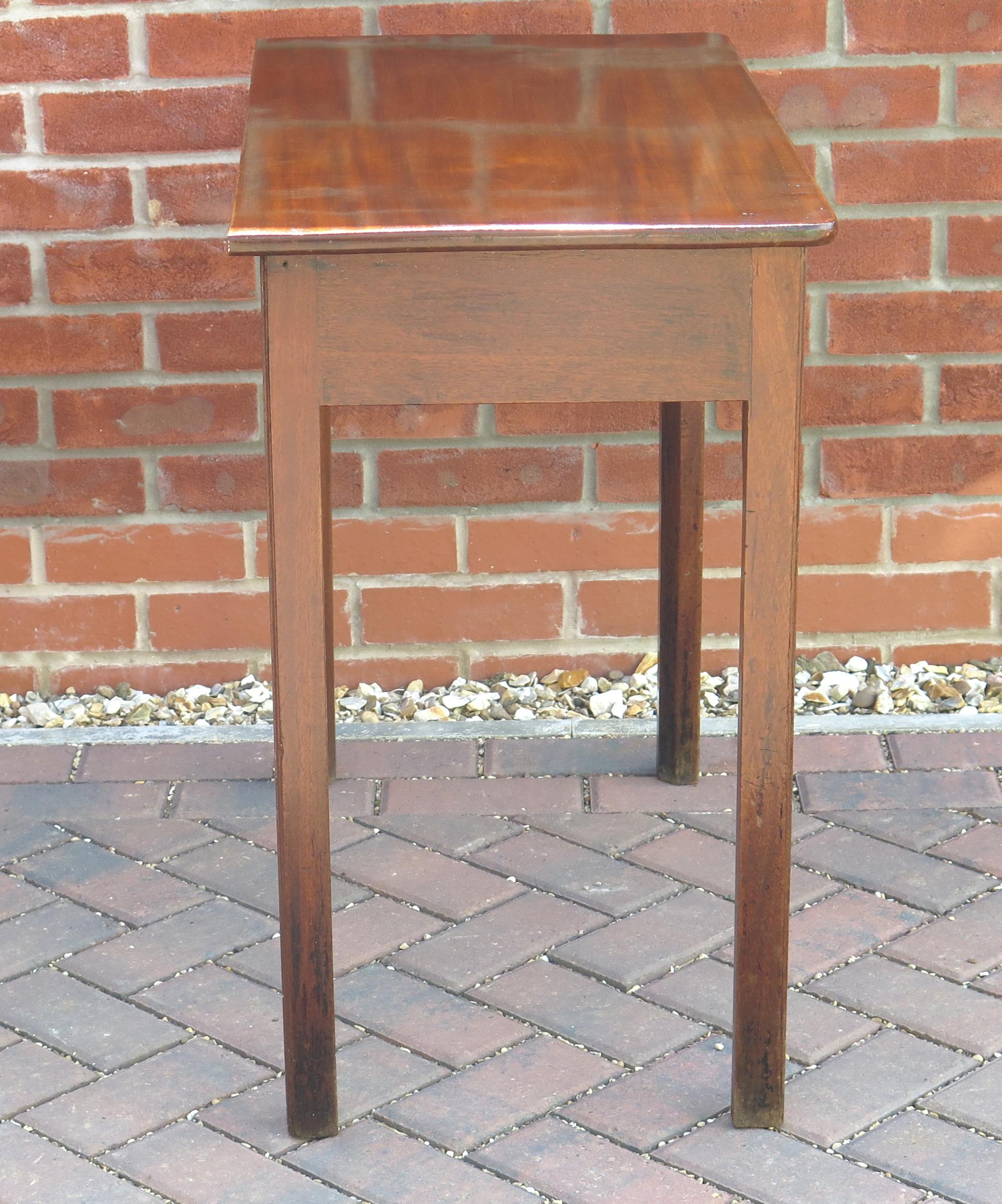 18th Century George III Solid Fruitwood Side Table Single Drawer, circa 1760 For Sale 1