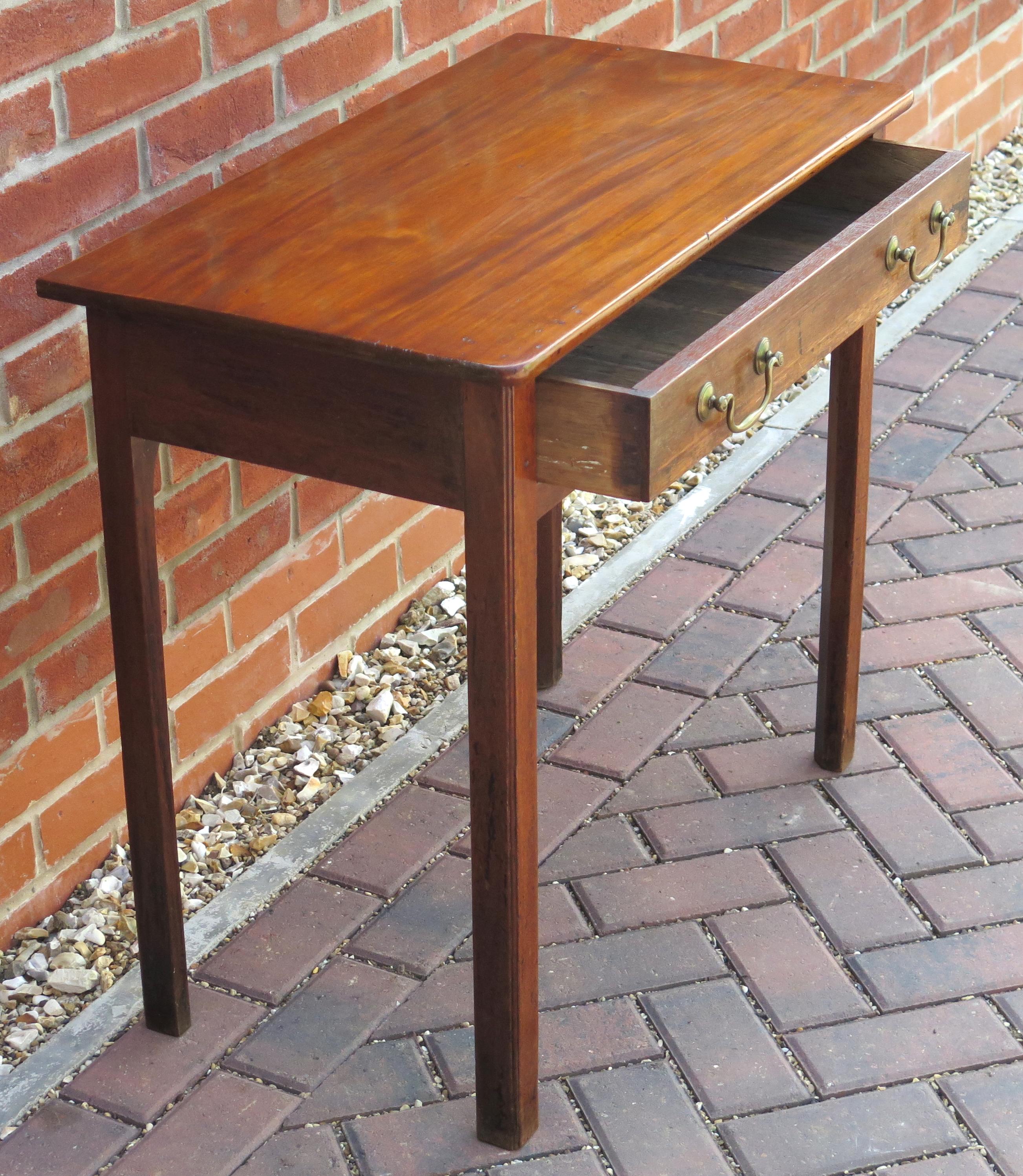 18th Century George III Solid Fruitwood Side Table Single Drawer, circa 1760 For Sale 2