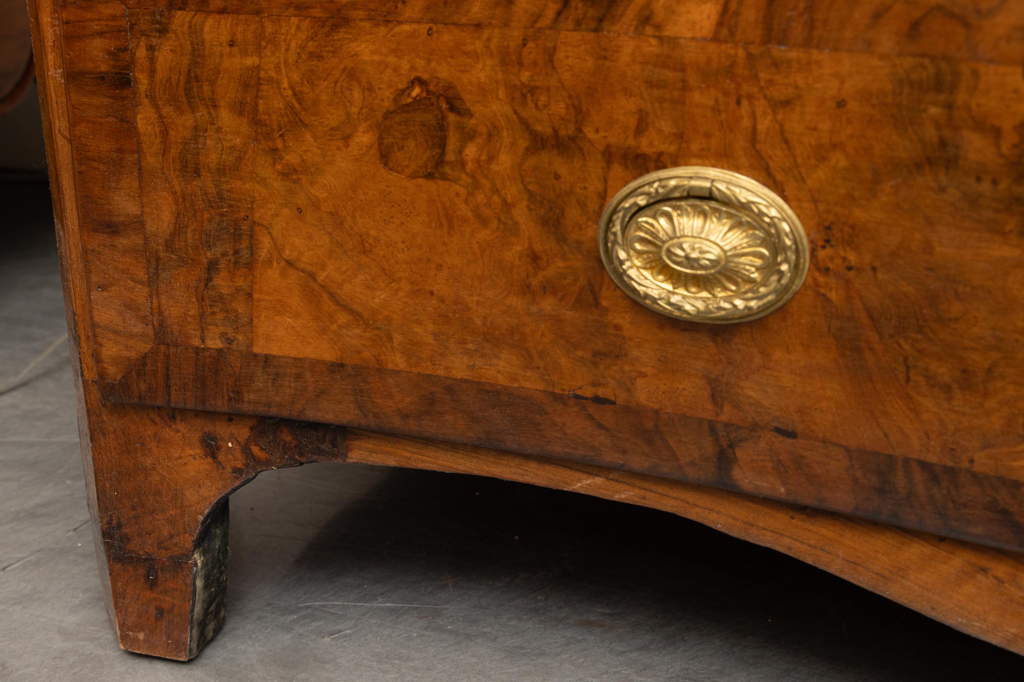 19th Century 18th Century George III Walnut Serpentine Chest of Drawers For Sale