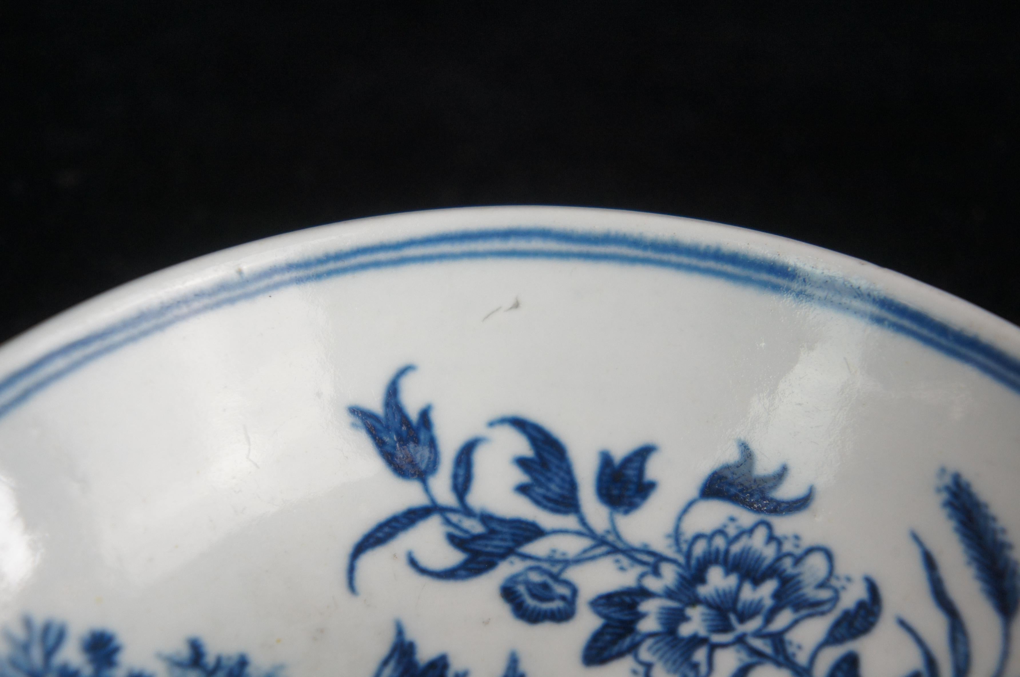 18th Century George III Worcester 1st Period Blue White Demitasse Teacup Saucer  For Sale 3