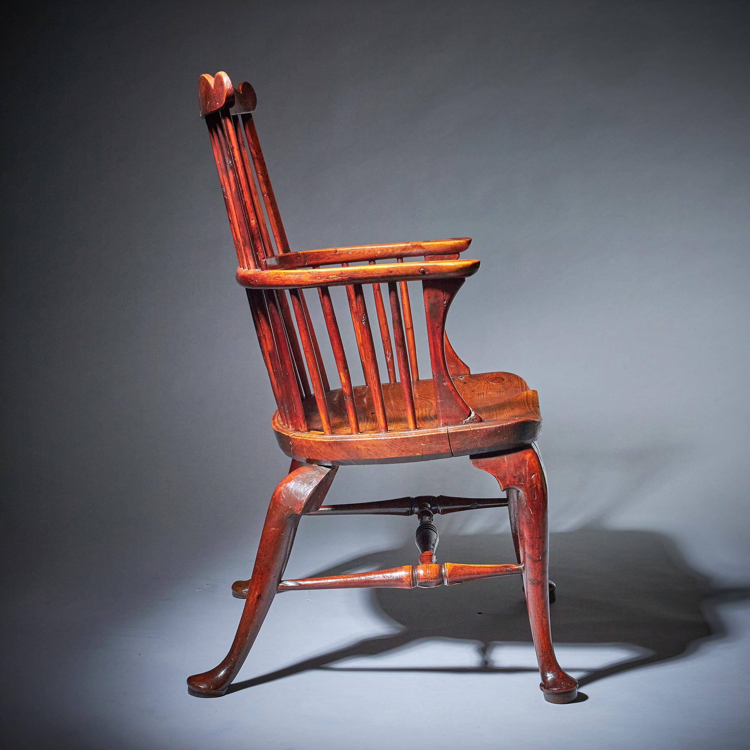 18th Century George III Yew and Elm Thames Valley Comb-Back Windsor Chair 2