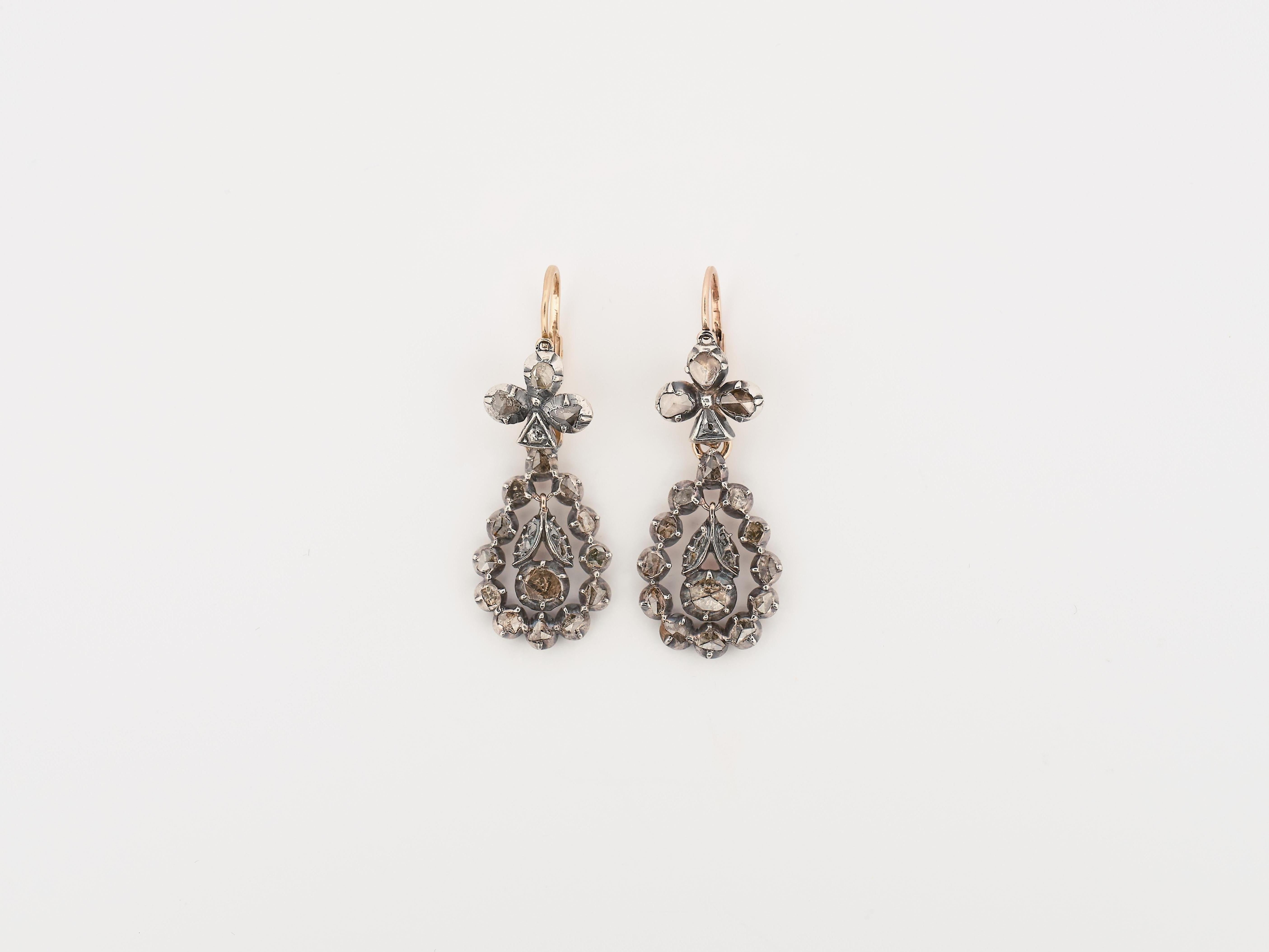 Georgian 18th century georgian / early Victorian diamond fleur de lis night/day earrings  For Sale