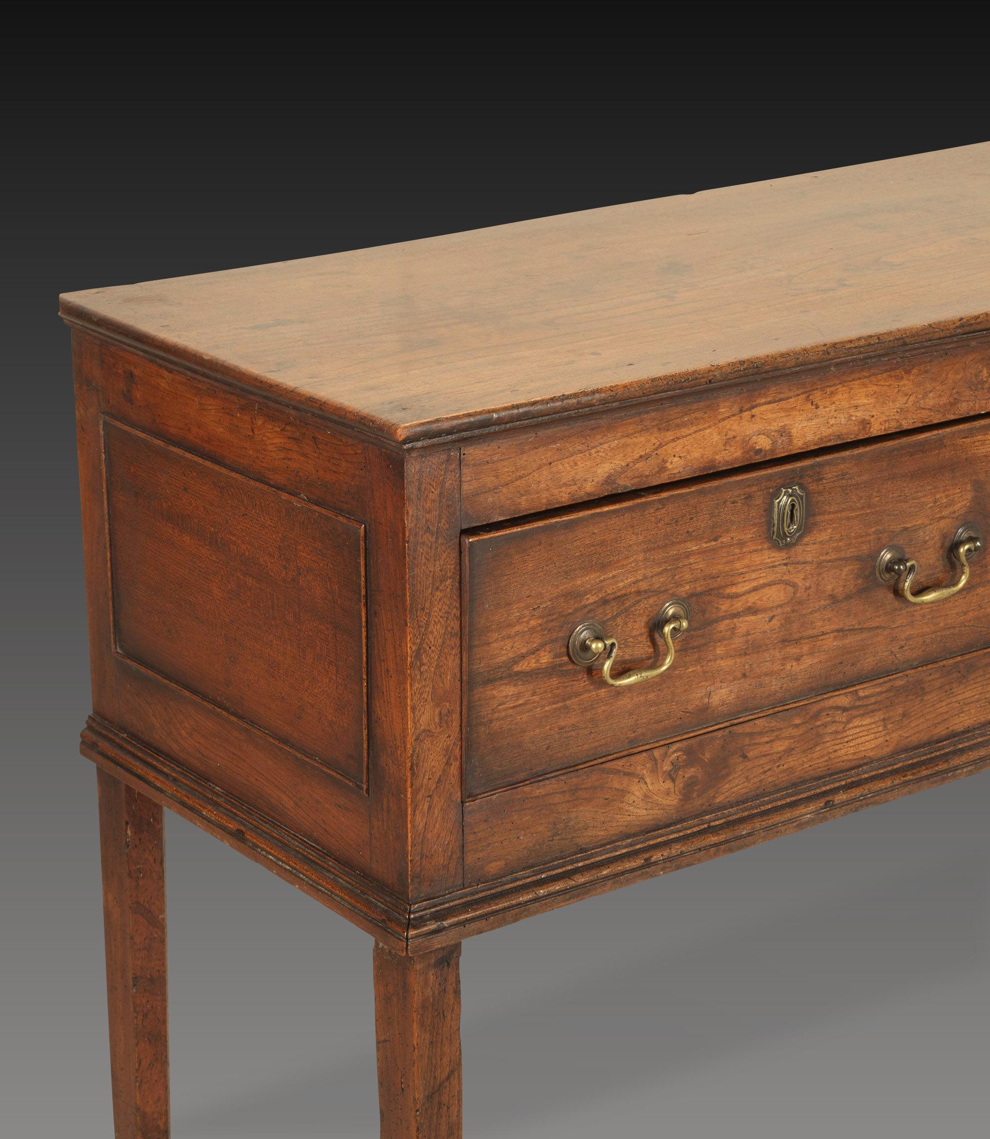 English 18th Century Georgian Elm Dresser For Sale