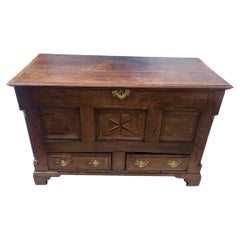 Antique 18th Century Georgian English Oak Coffer Mule Chest with a Compass Star Inlay