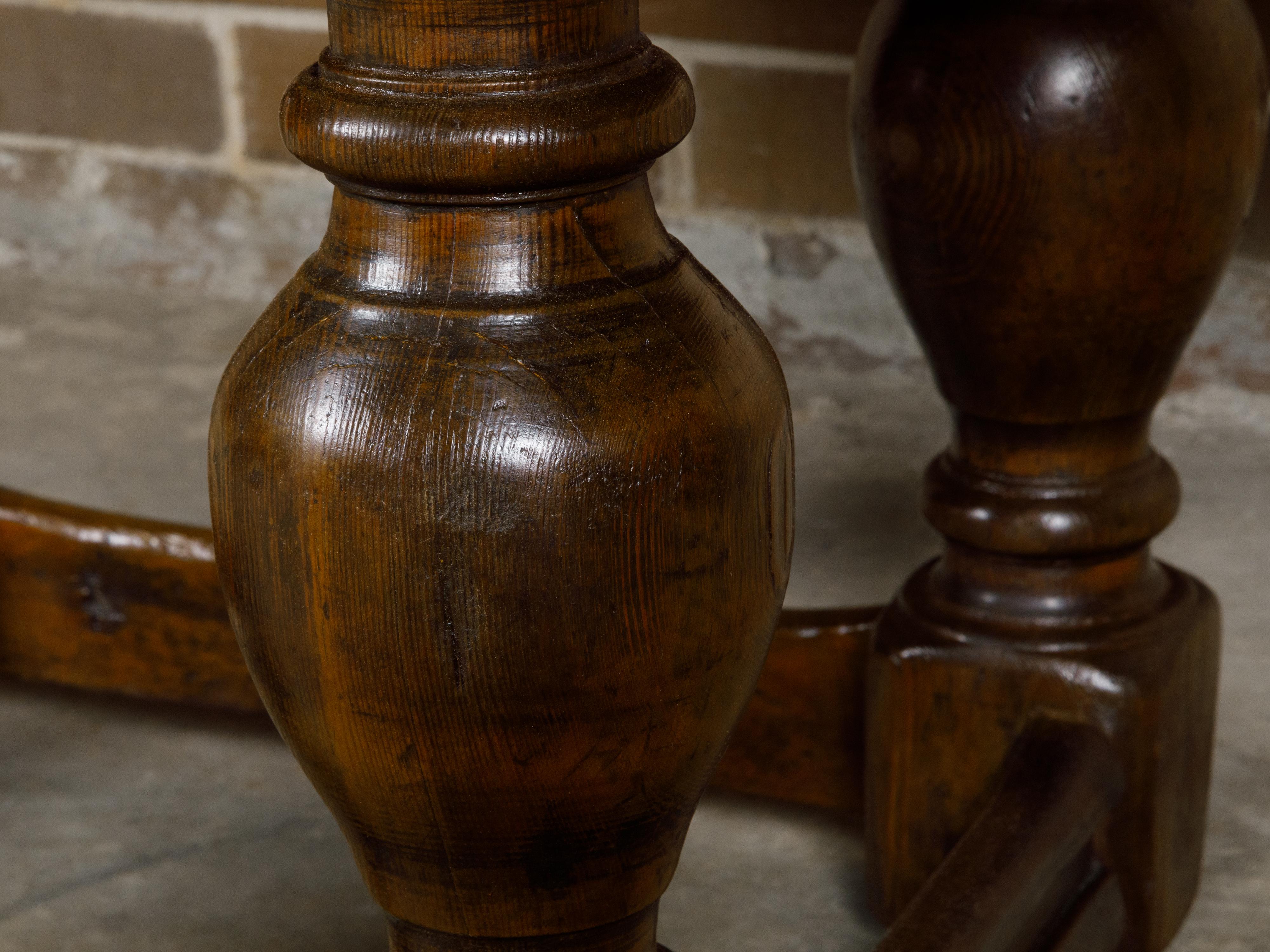 18th Century and Earlier 18th Century Georgian English Pine Table with Oval Top and Turned Legs For Sale