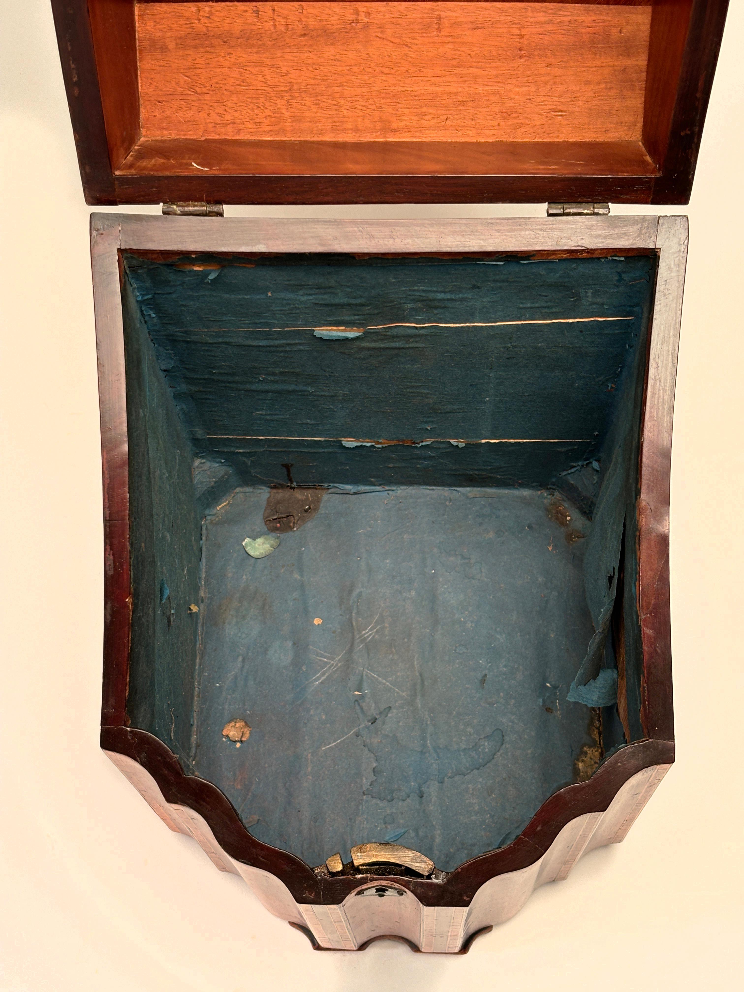 Cuchilleros georgianos del siglo XVIII con intrincadas incrustaciones en venta 13