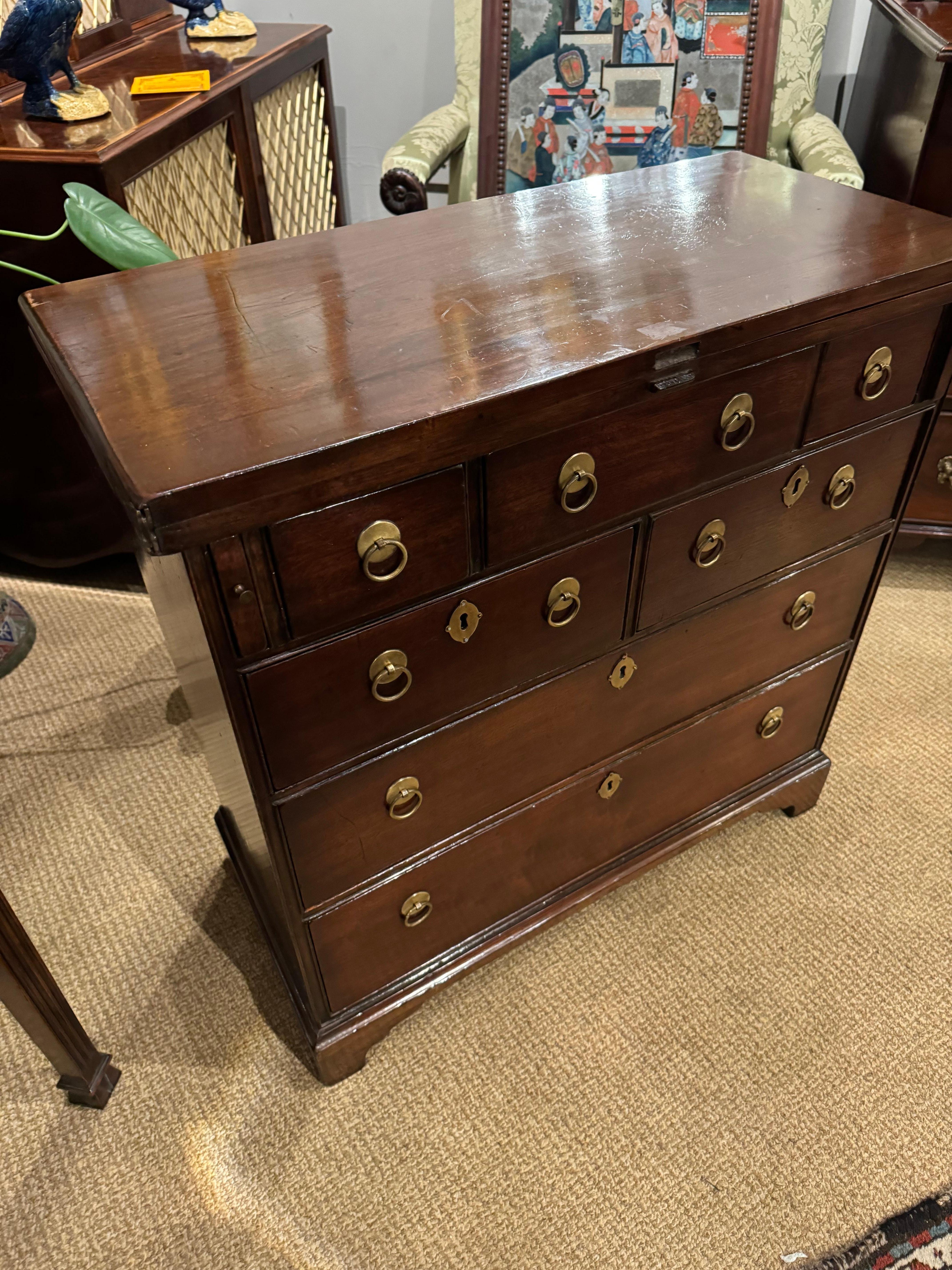 18th Century and Earlier 18th Century Georgian Mahogany Bachelor’s Chest For Sale