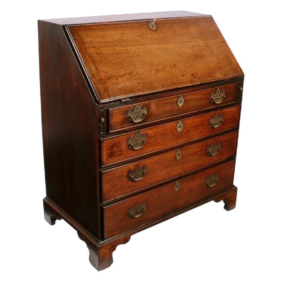 18th Century Georgian Mahogany Bureau For Sale