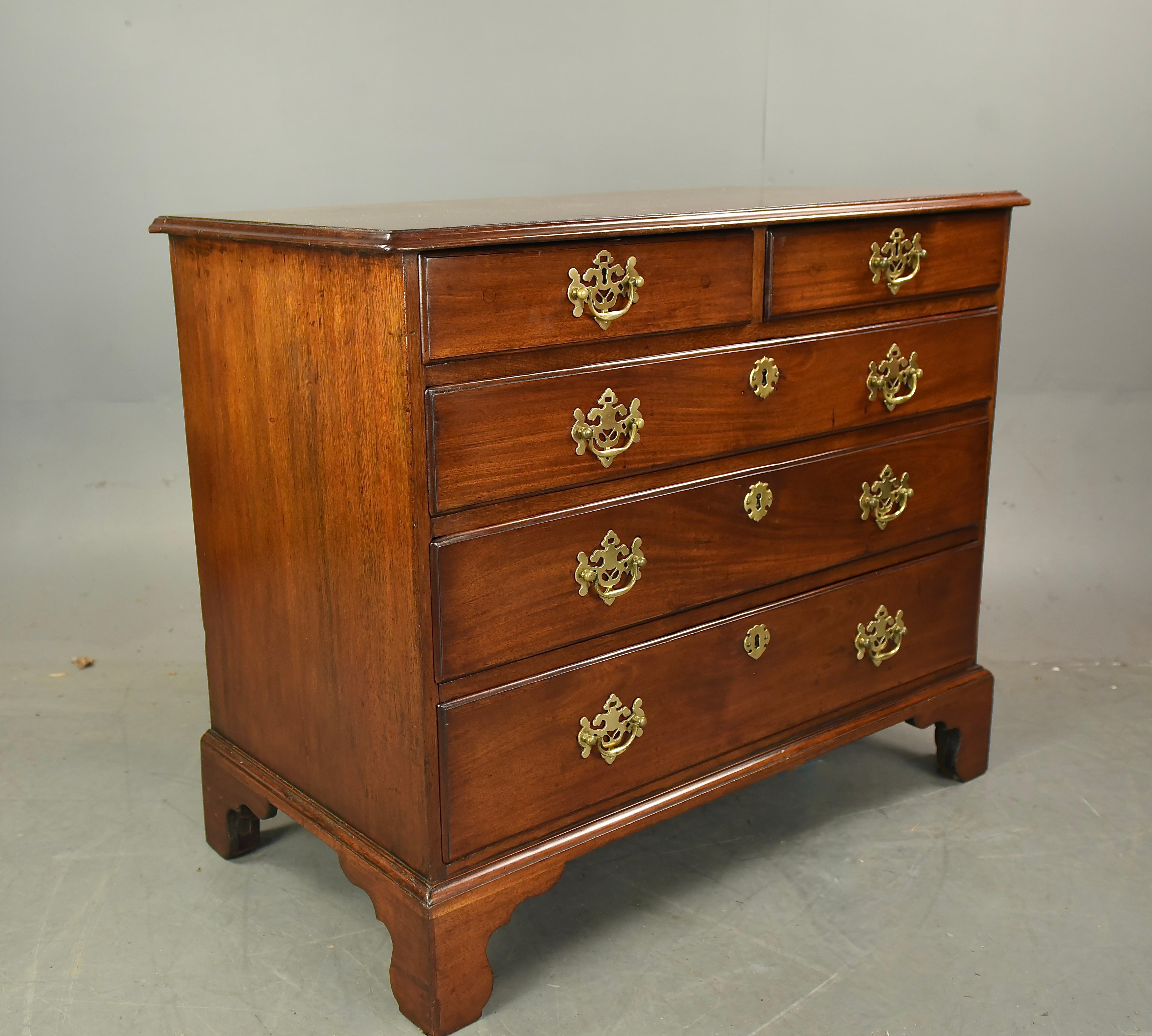 18th Century and Earlier 18th century Georgian mahogany chest of drawers commode  For Sale