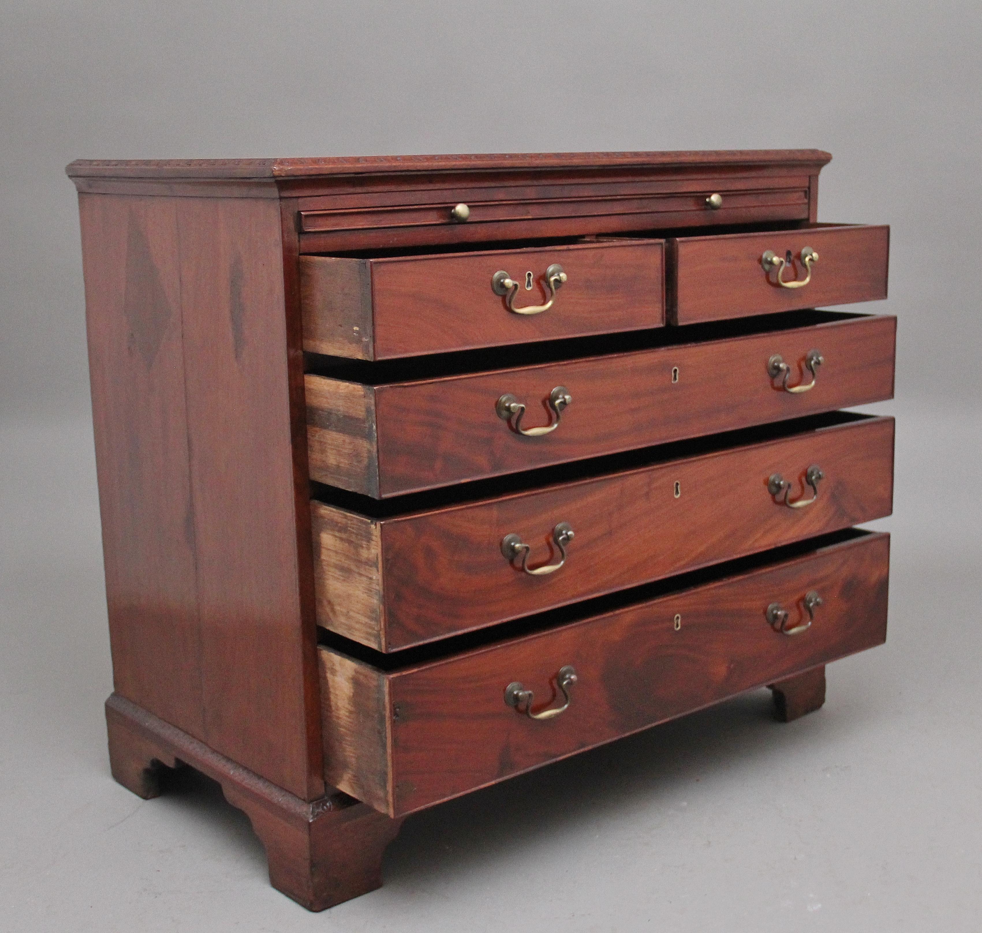 18th Century Georgian Mahogany Chest of Drawers In Good Condition In Martlesham, GB