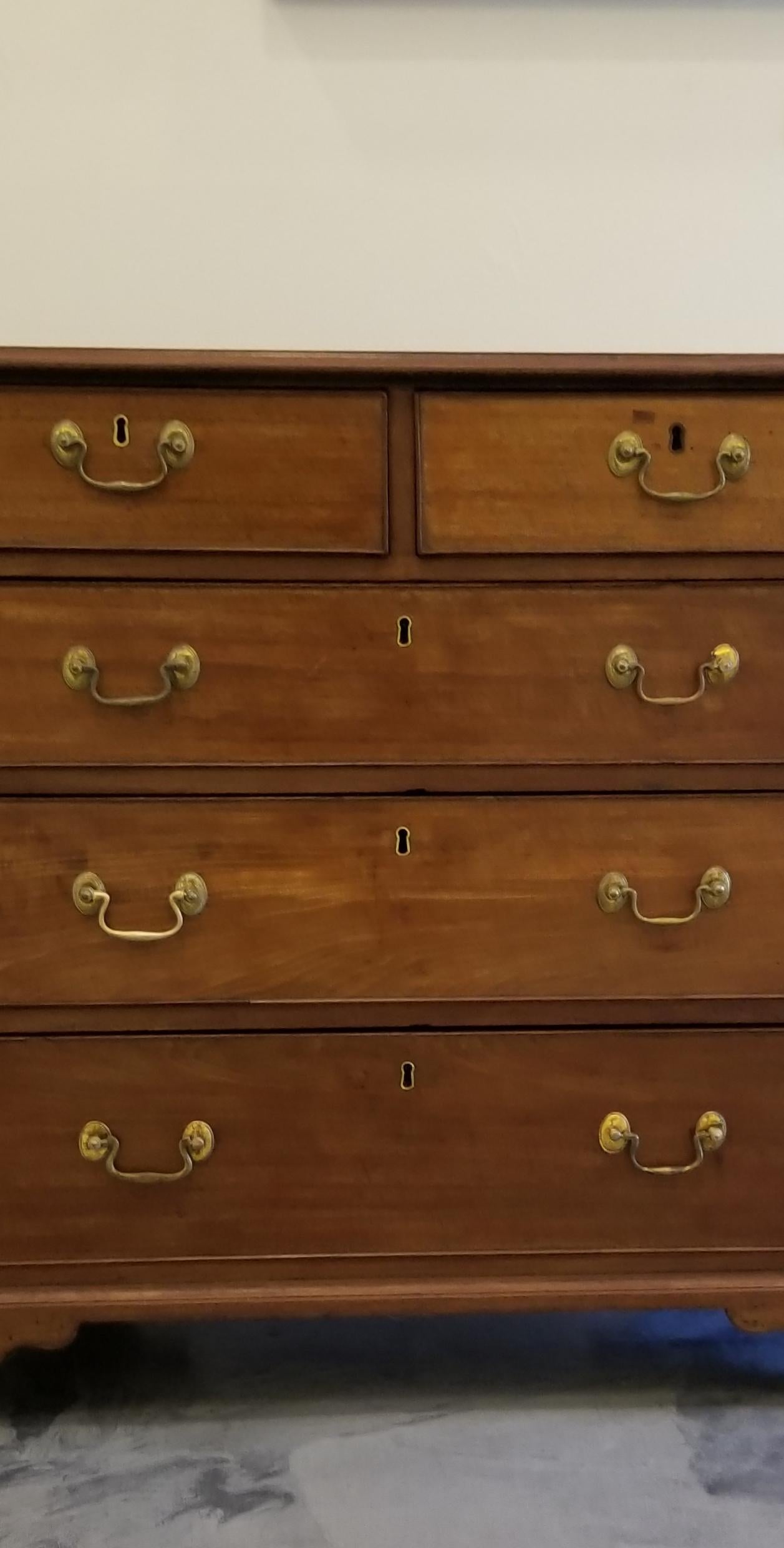 18th Century Georgian Mahogany Chest of Drawers In Good Condition For Sale In Fulton, CA