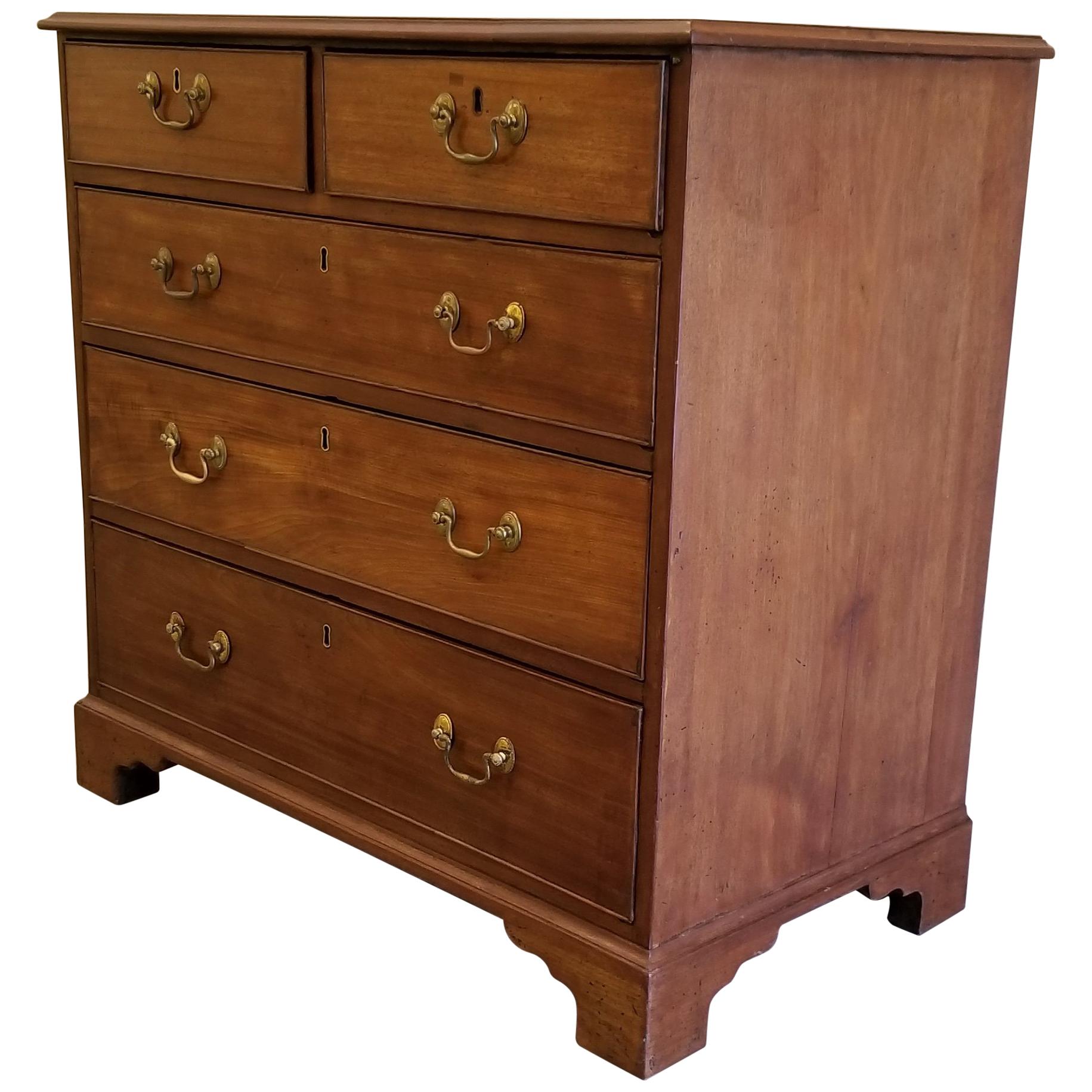 18th Century Georgian Mahogany Chest of Drawers For Sale