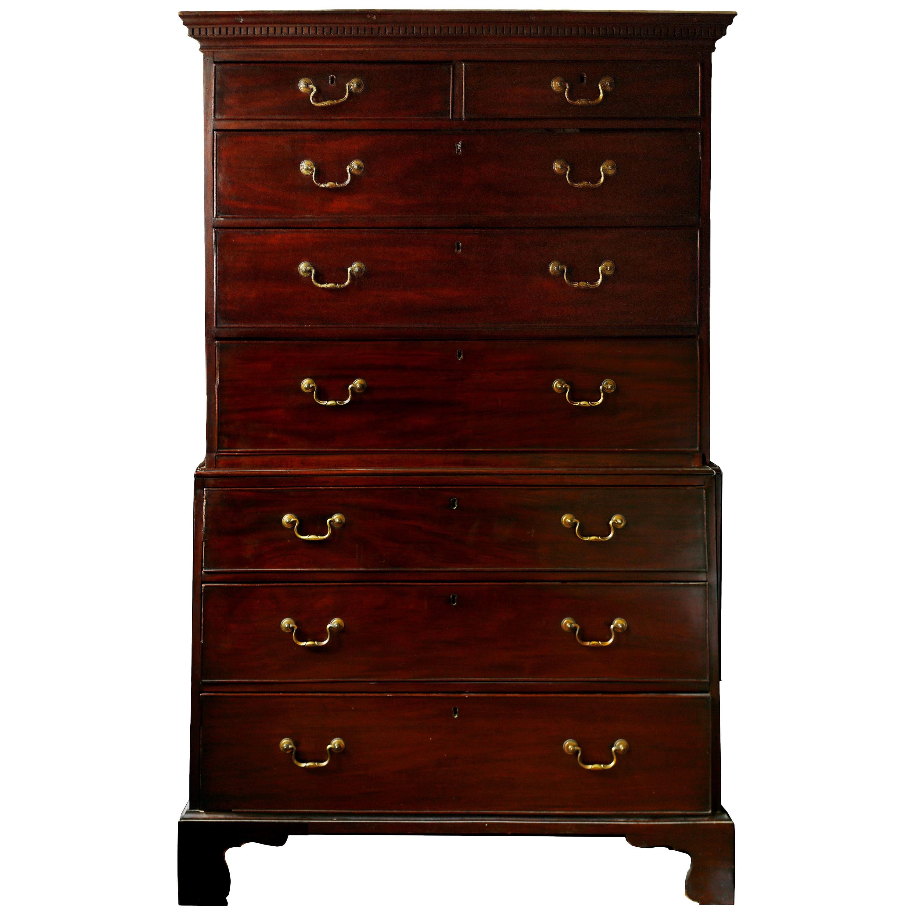 18th Century Georgian Mahogany Chest on Chest