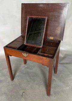 18th Century Georgian Mahogany Dressing Table with Lift Top and Sliding Mirror