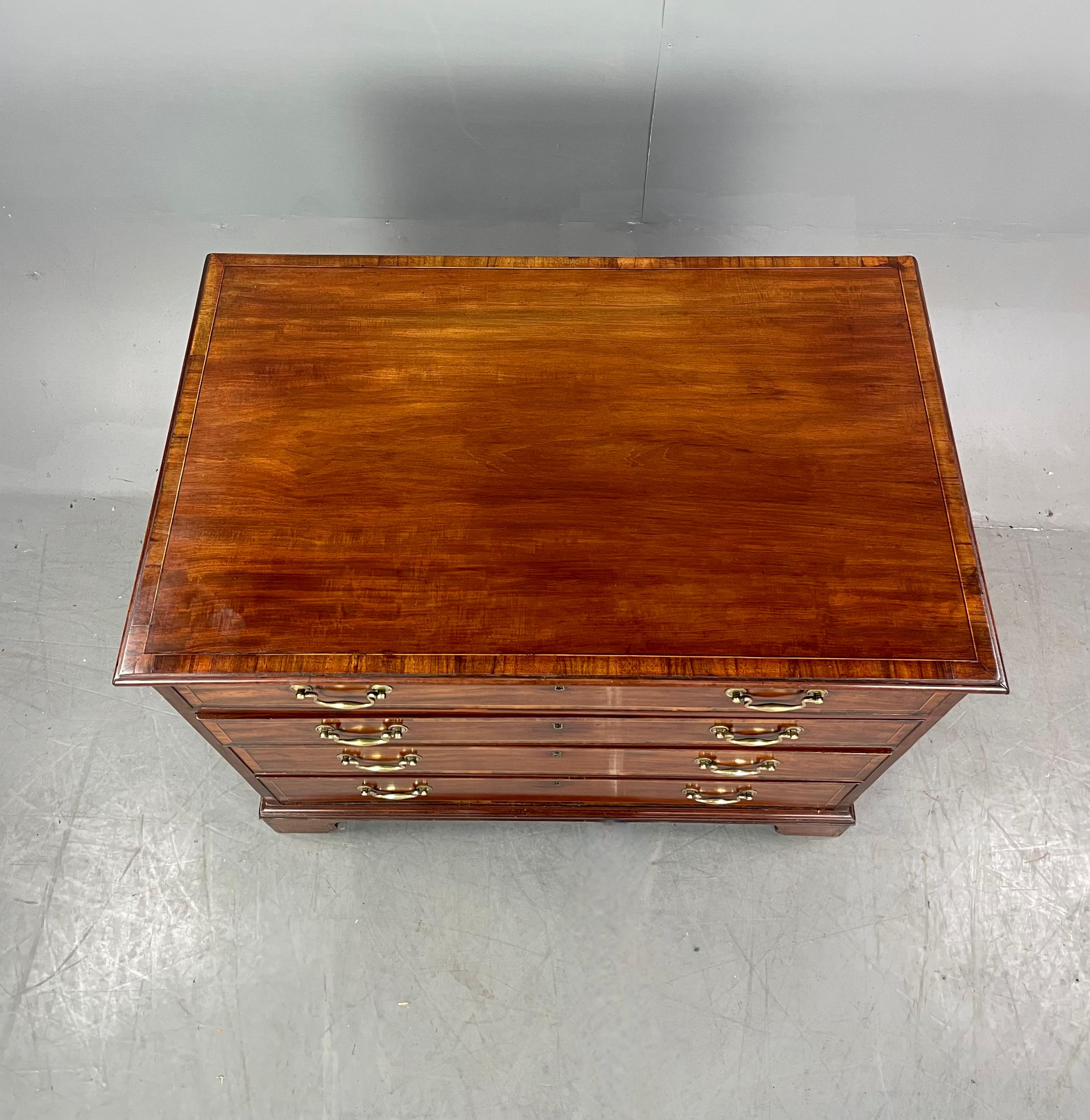 Late 18th Century  18th century Georgian mahogany fitted Gentleman's chest of drawers  For Sale