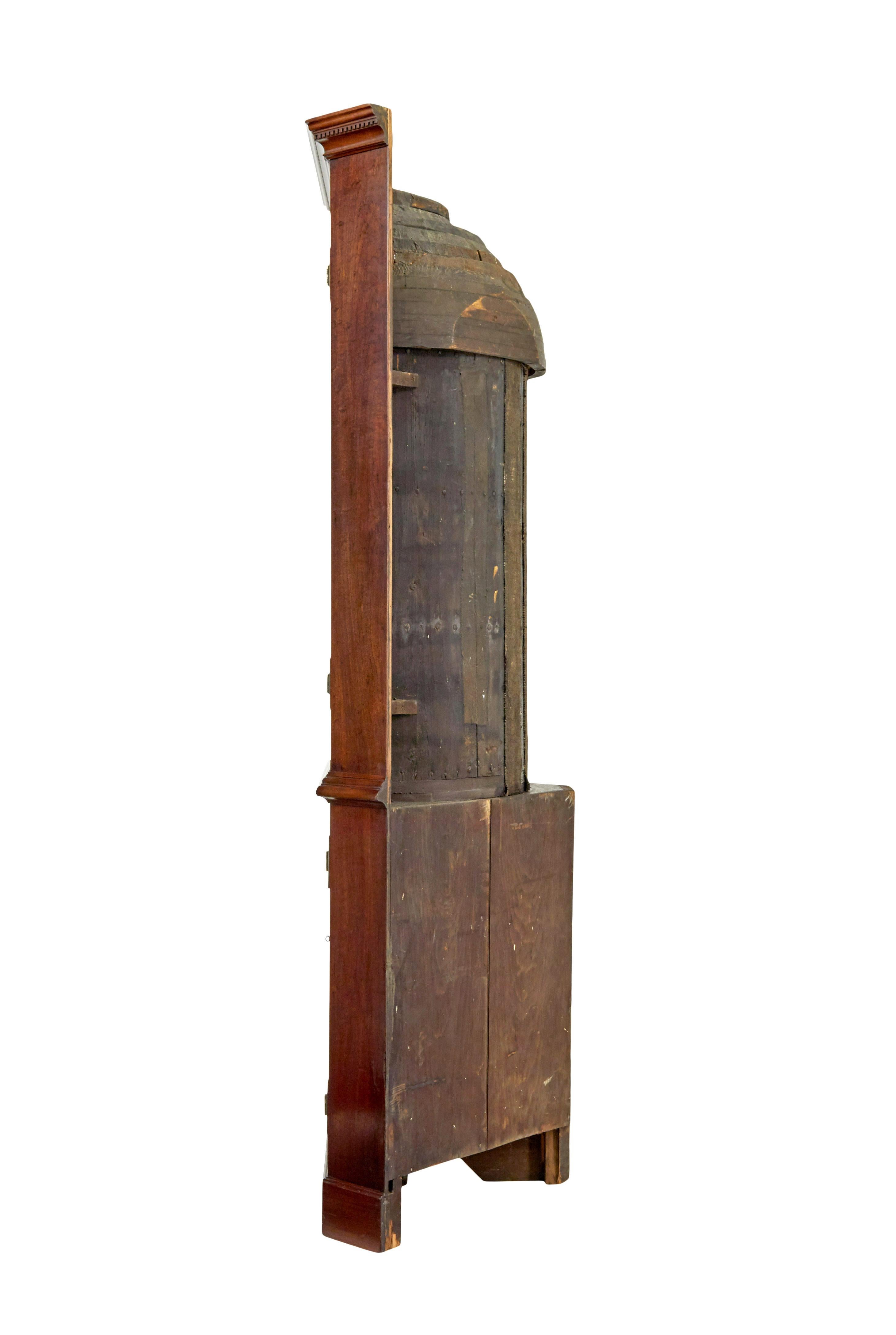 Armario esquinero georgiano de caoba acristalada del siglo XVIII Georgiano en venta
