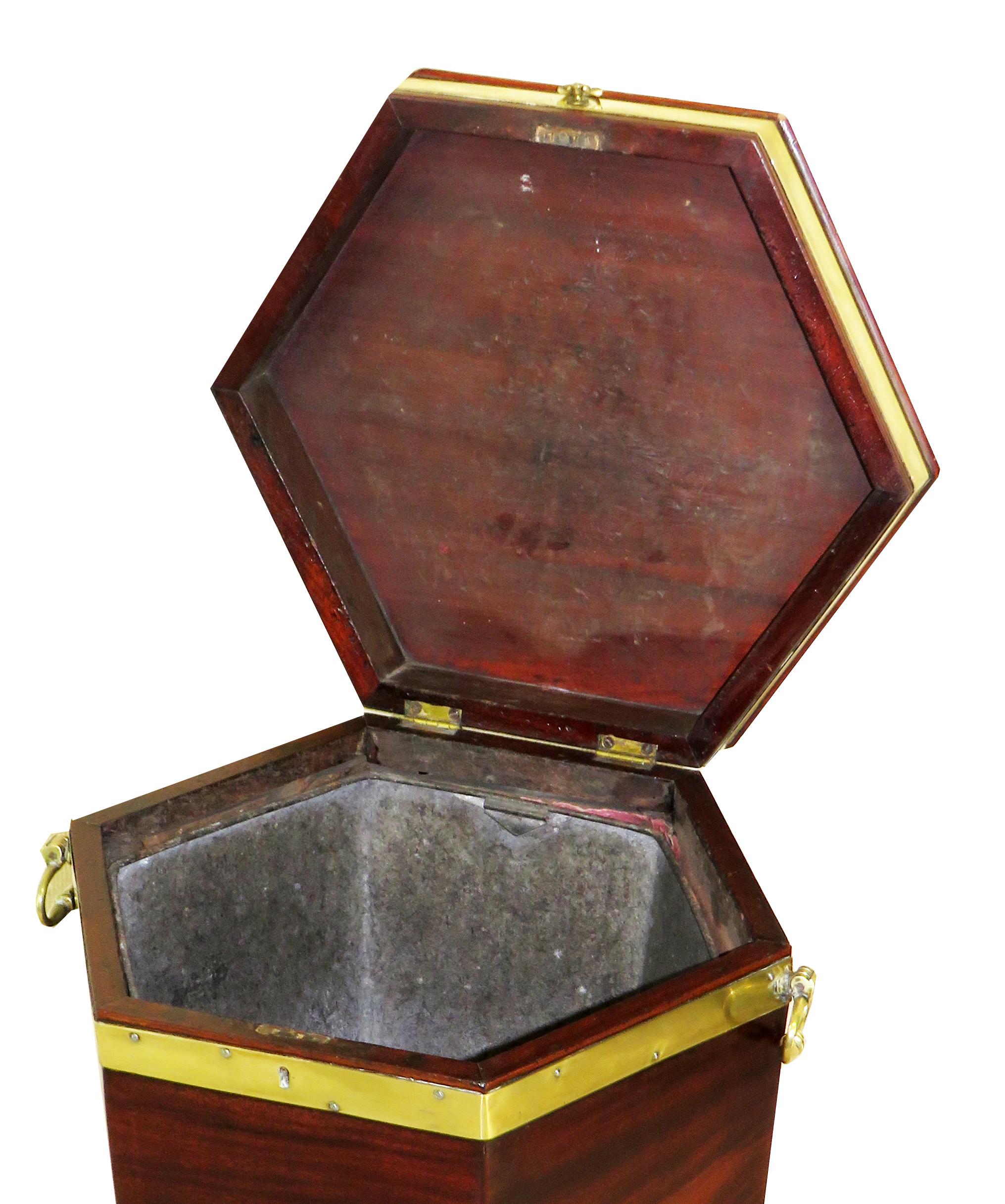 18th Century Georgian Mahogany Hexagonal Cellarette 2