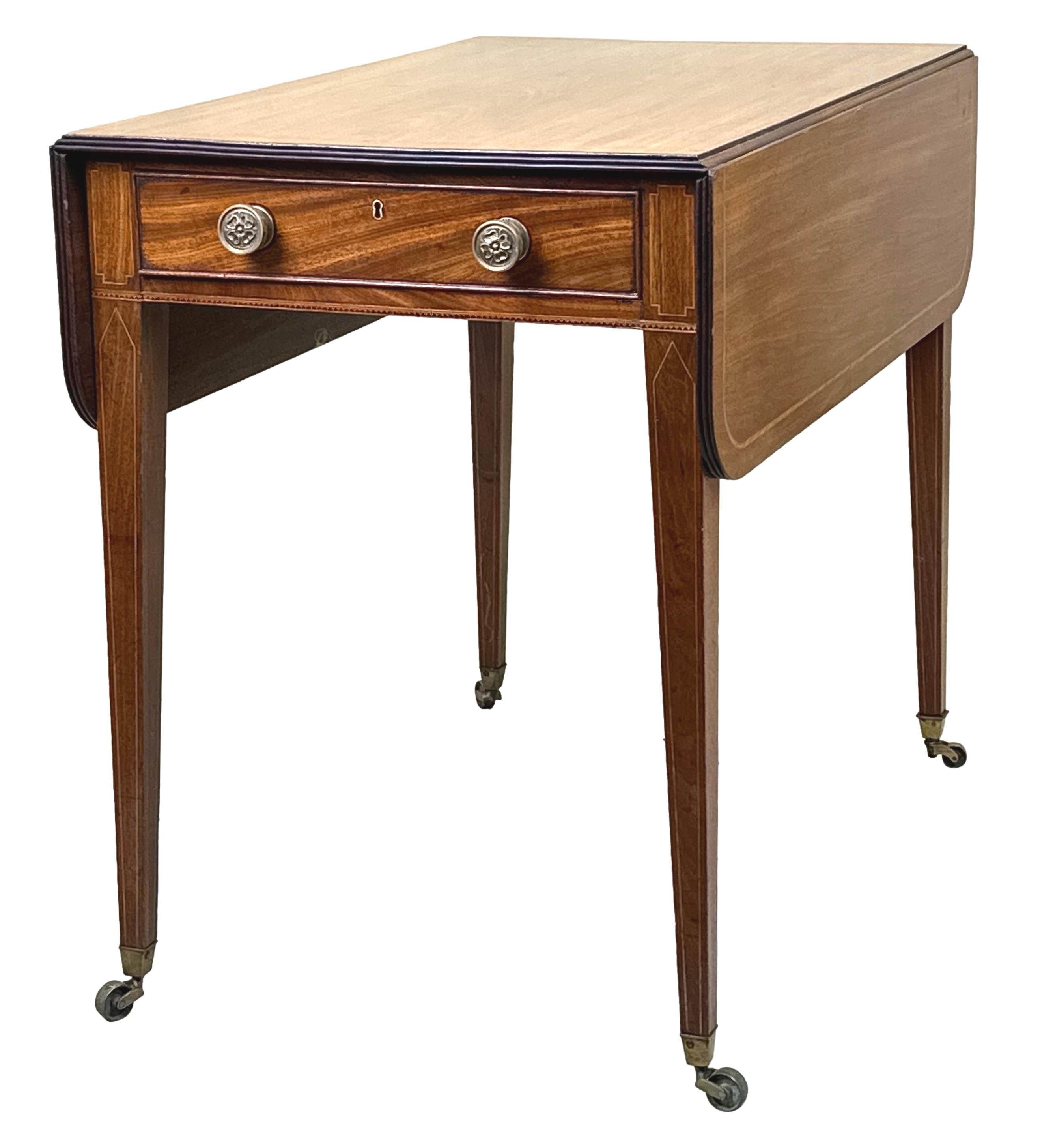 18th Century Georgian Mahogany Pembroke Table For Sale 8